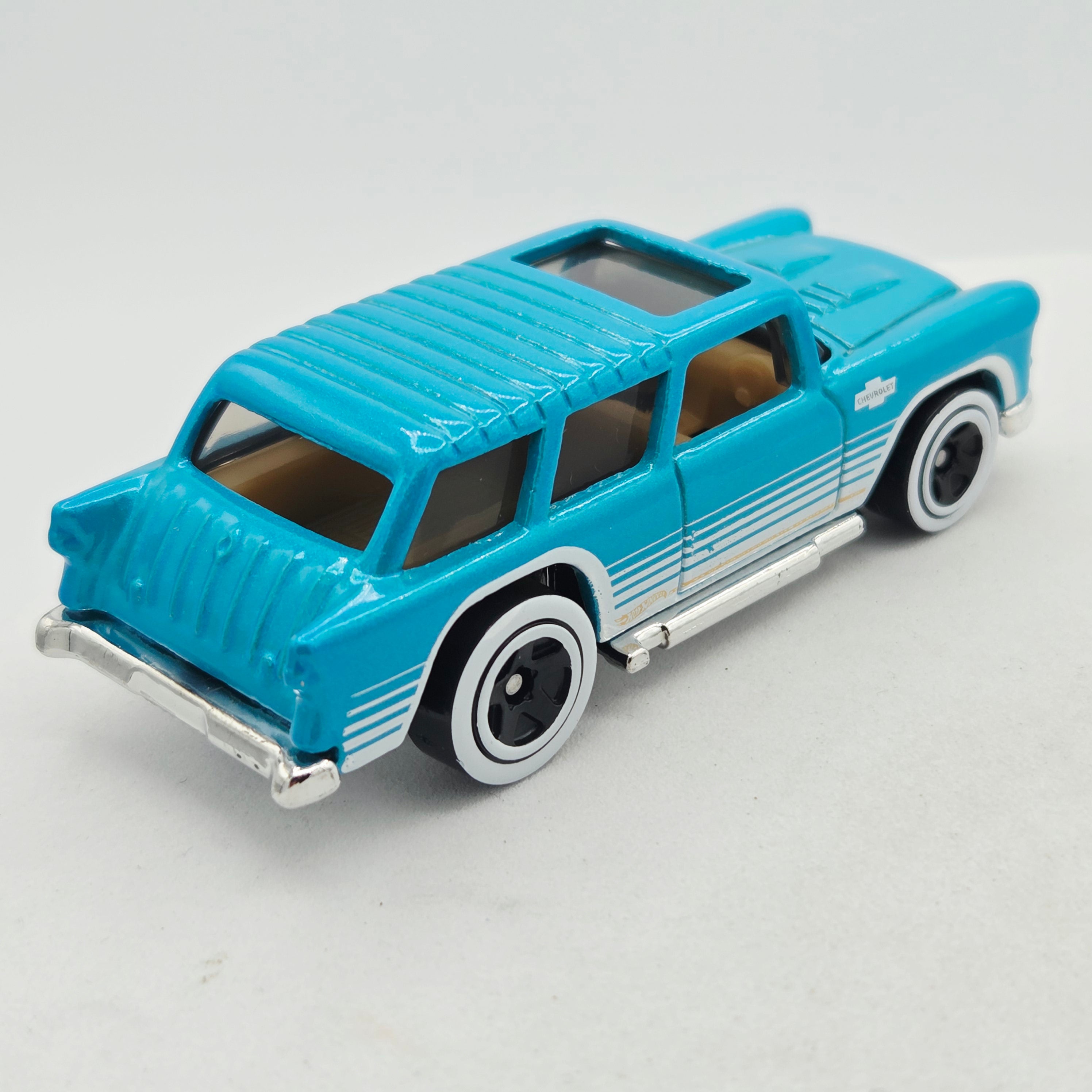Hot Wheels Classic Nomad (2024 HW Getaways 5 Pack - Multipack Exclusive)