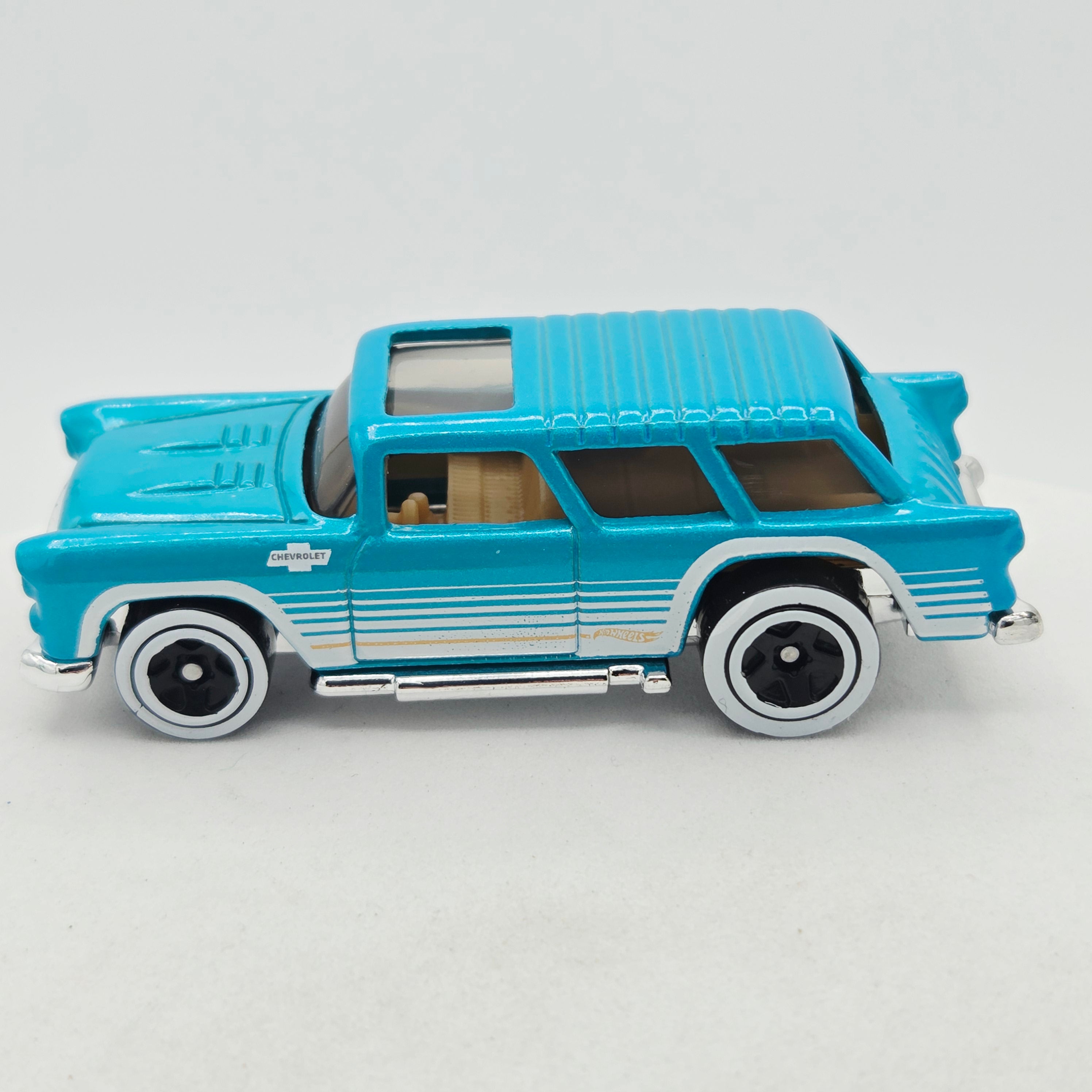 Hot Wheels Classic Nomad (2024 HW Getaways 5 Pack - Multipack Exclusive)