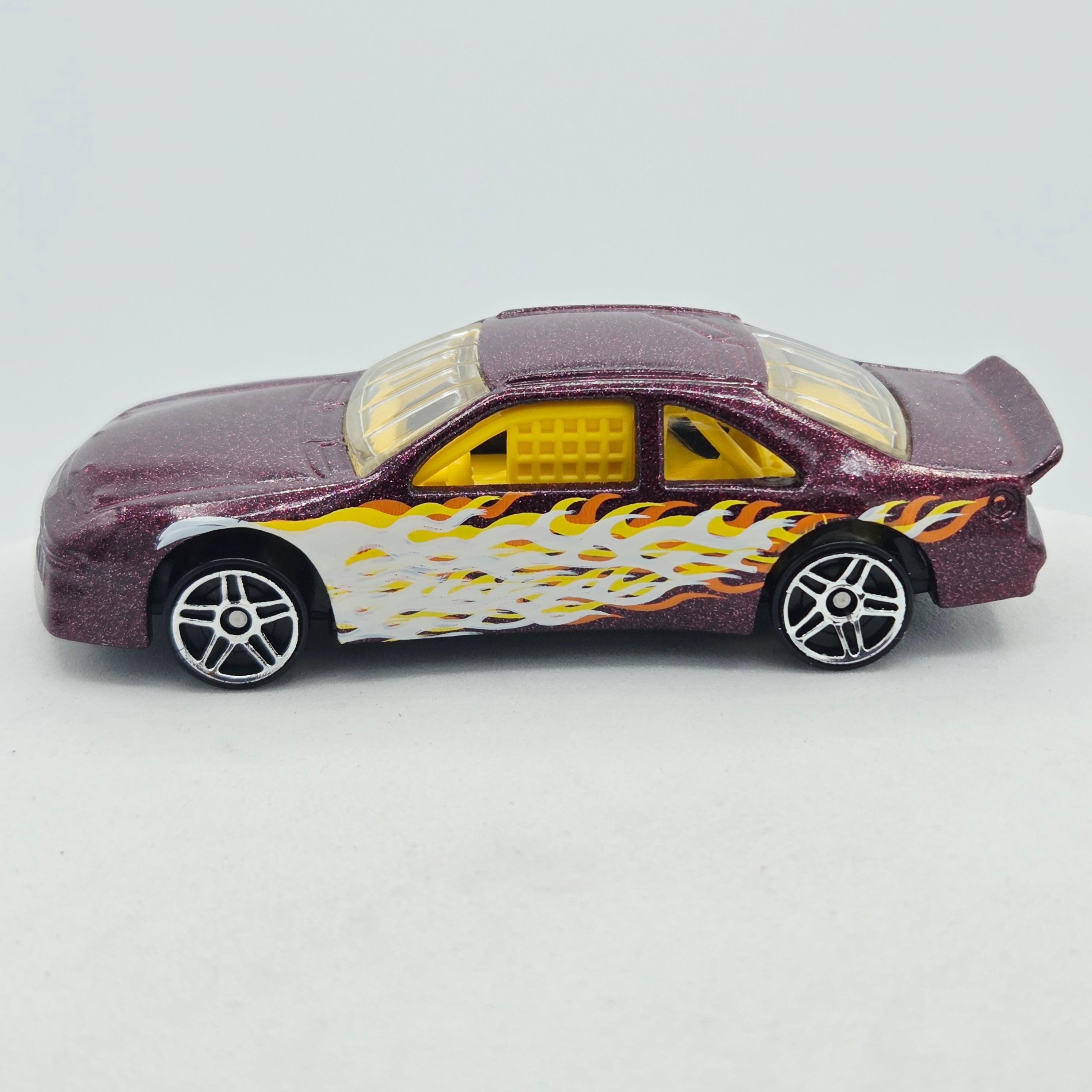 Hot Wheels T-Bird Stocker (2000 HW Forces of Nature 5 Pack - Multipack Exclusive)
