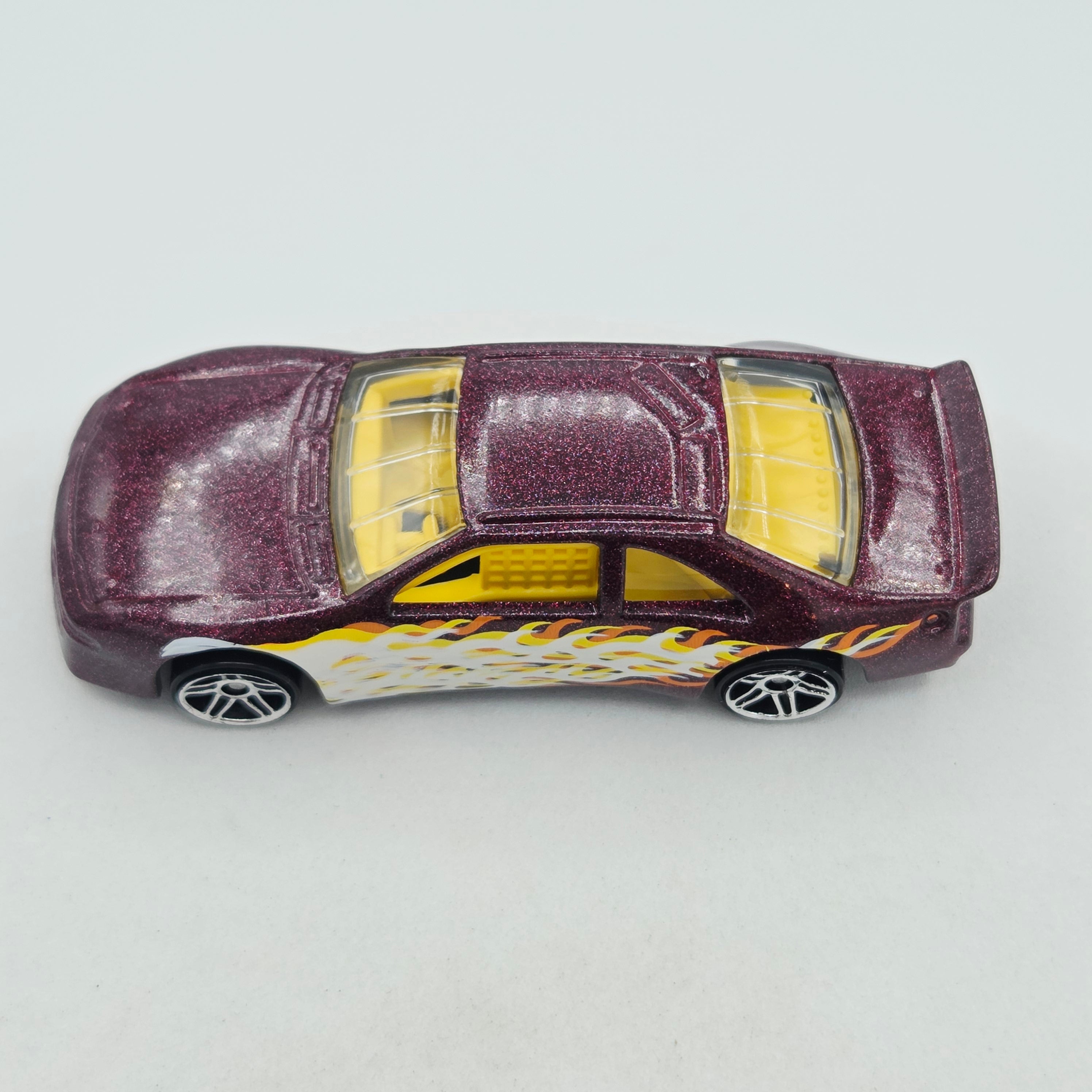 Hot Wheels T-Bird Stocker (2000 HW Forces of Nature 5 Pack - Multipack Exclusive)