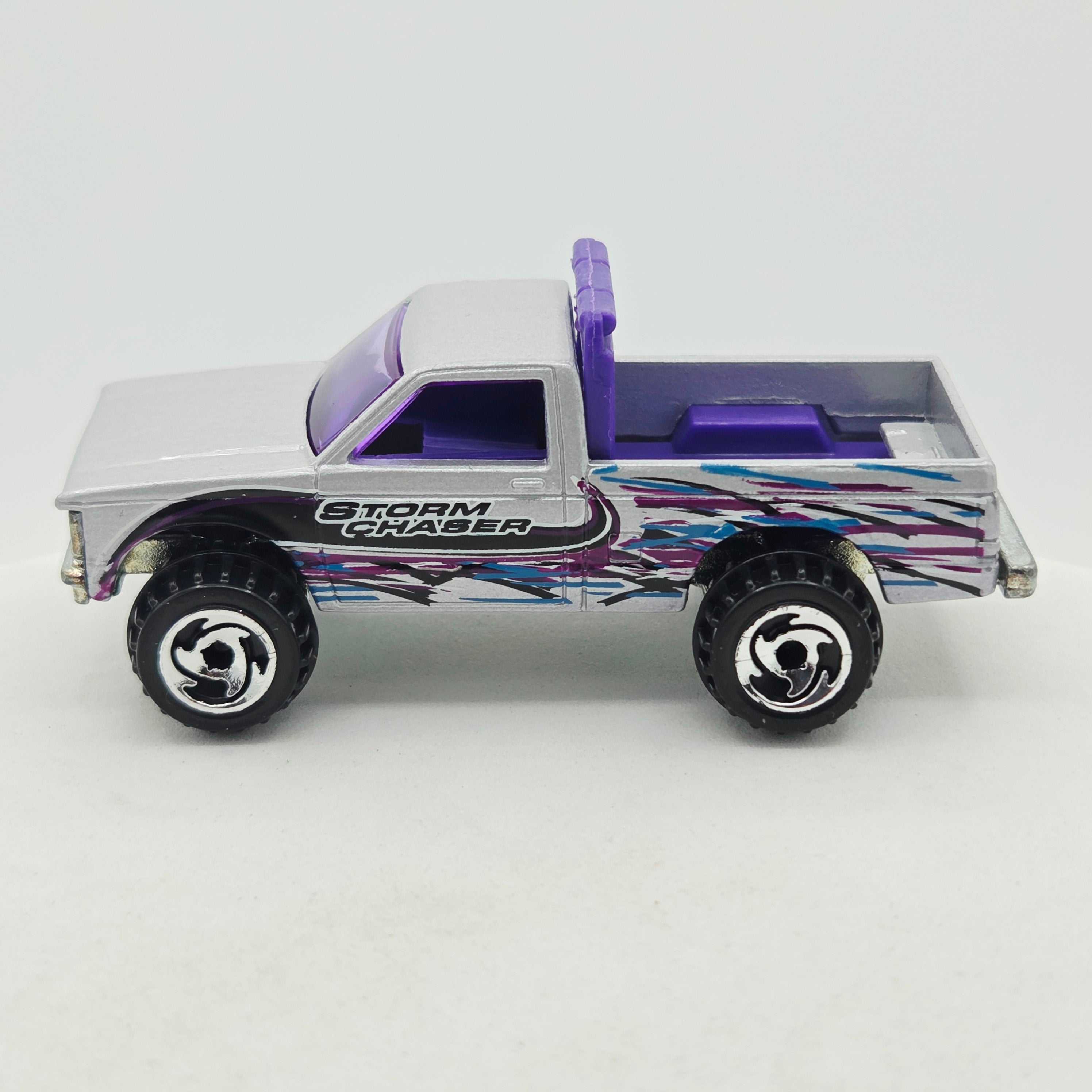 Hot Wheels Chevy / GMC Pickup - Pathbeater, Surf Patrol "Storm Chaser" (2000 HW Basic / Mainline)