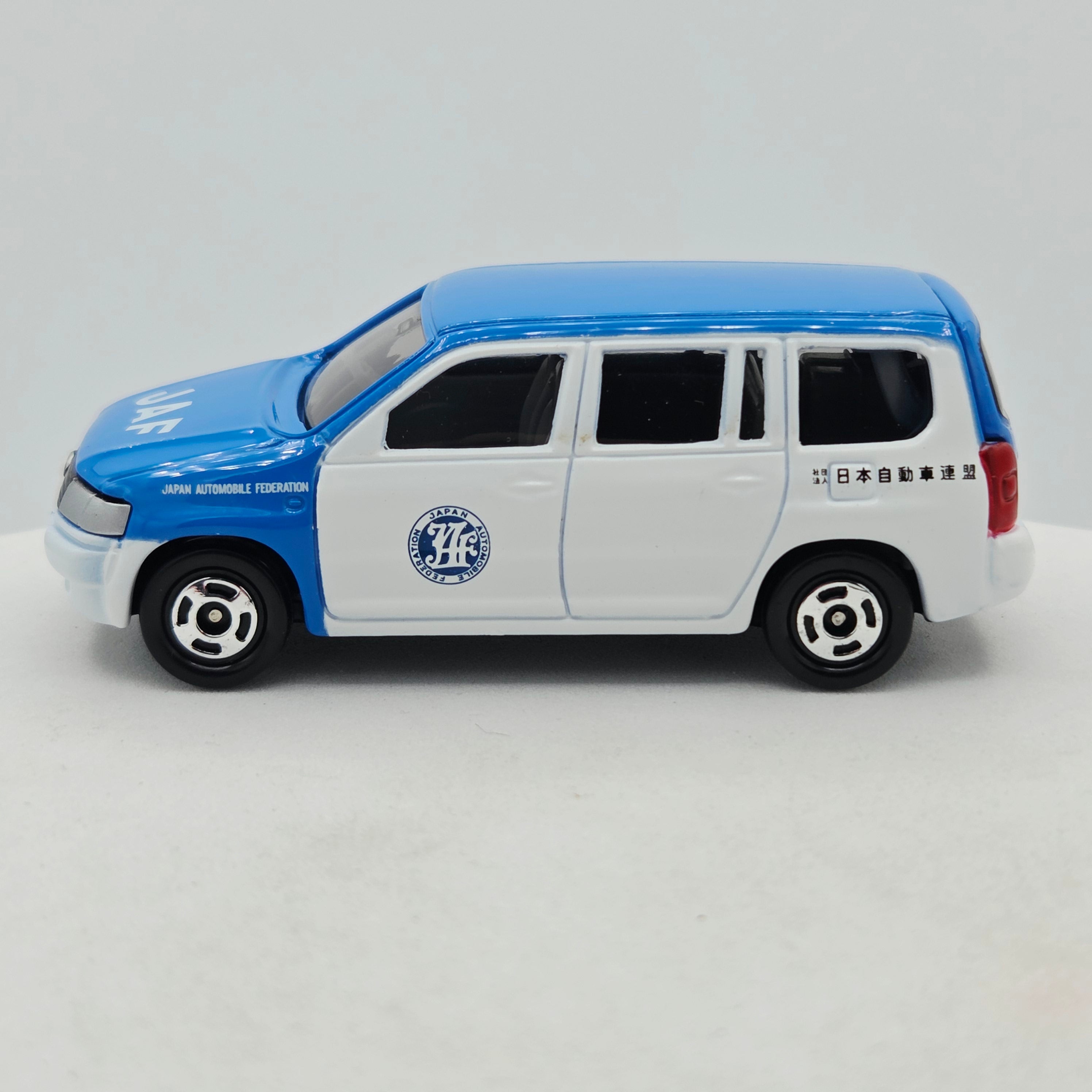 Takara Tomy - Toyota Probox Minivan #97 "JAF" (Classic Tomica Minicars)