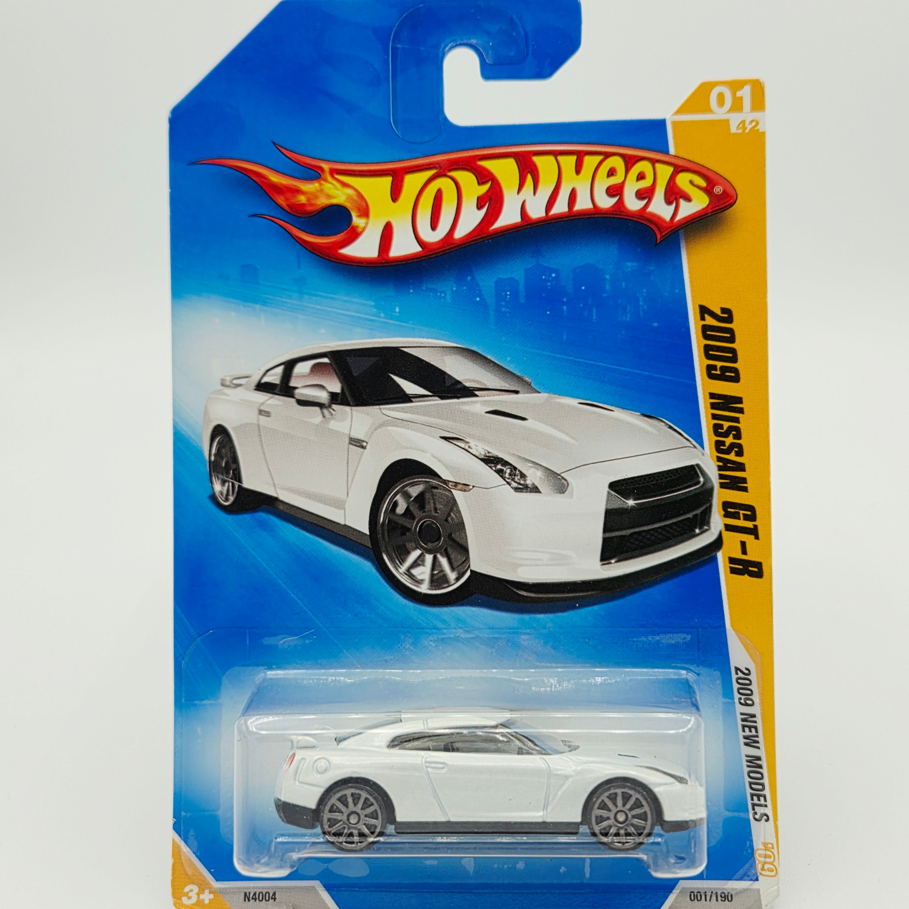 Hot Wheels Nissan GT-R (2009 HW Basic - New Models)