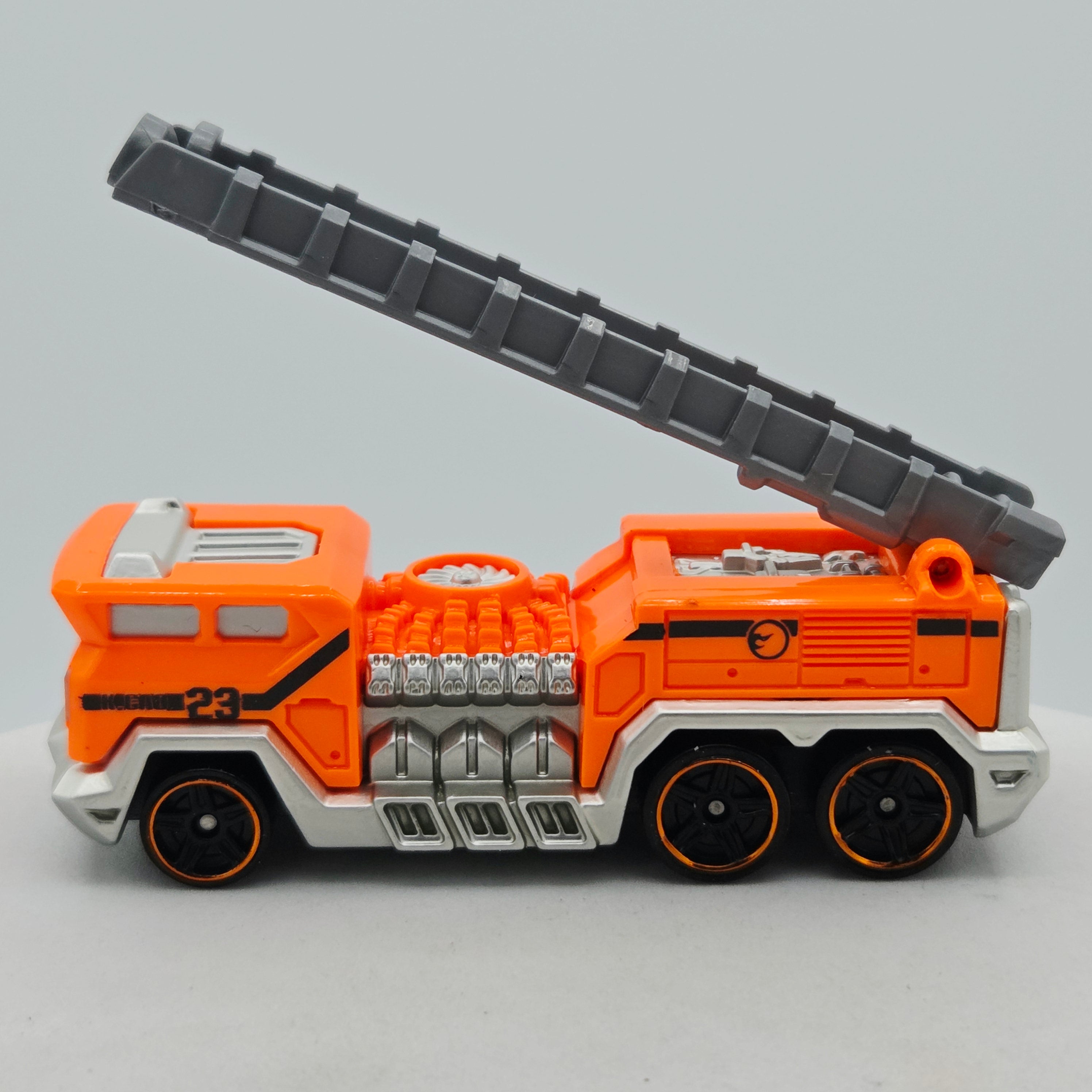 Hot Wheels 5 Alarm Fire Truck - Tandem Axel (2009 HW Basic - New Models)