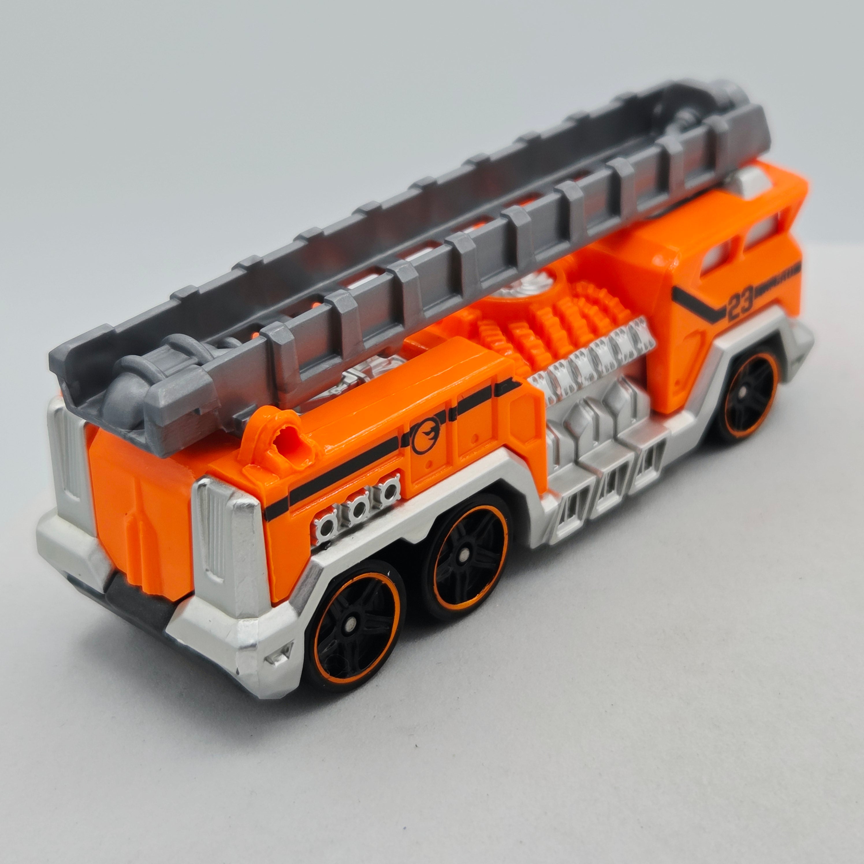 Hot Wheels 5 Alarm Fire Truck - Tandem Axel (2009 HW Basic - New Models)