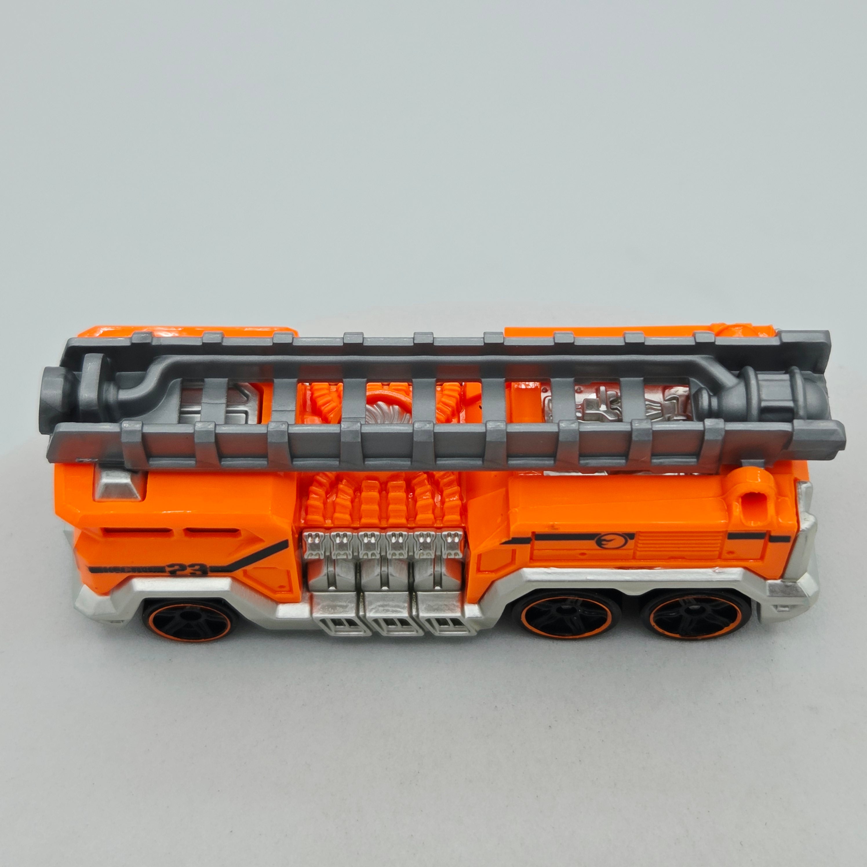 Hot Wheels 5 Alarm Fire Truck - Tandem Axel (2009 HW Basic - New Models)