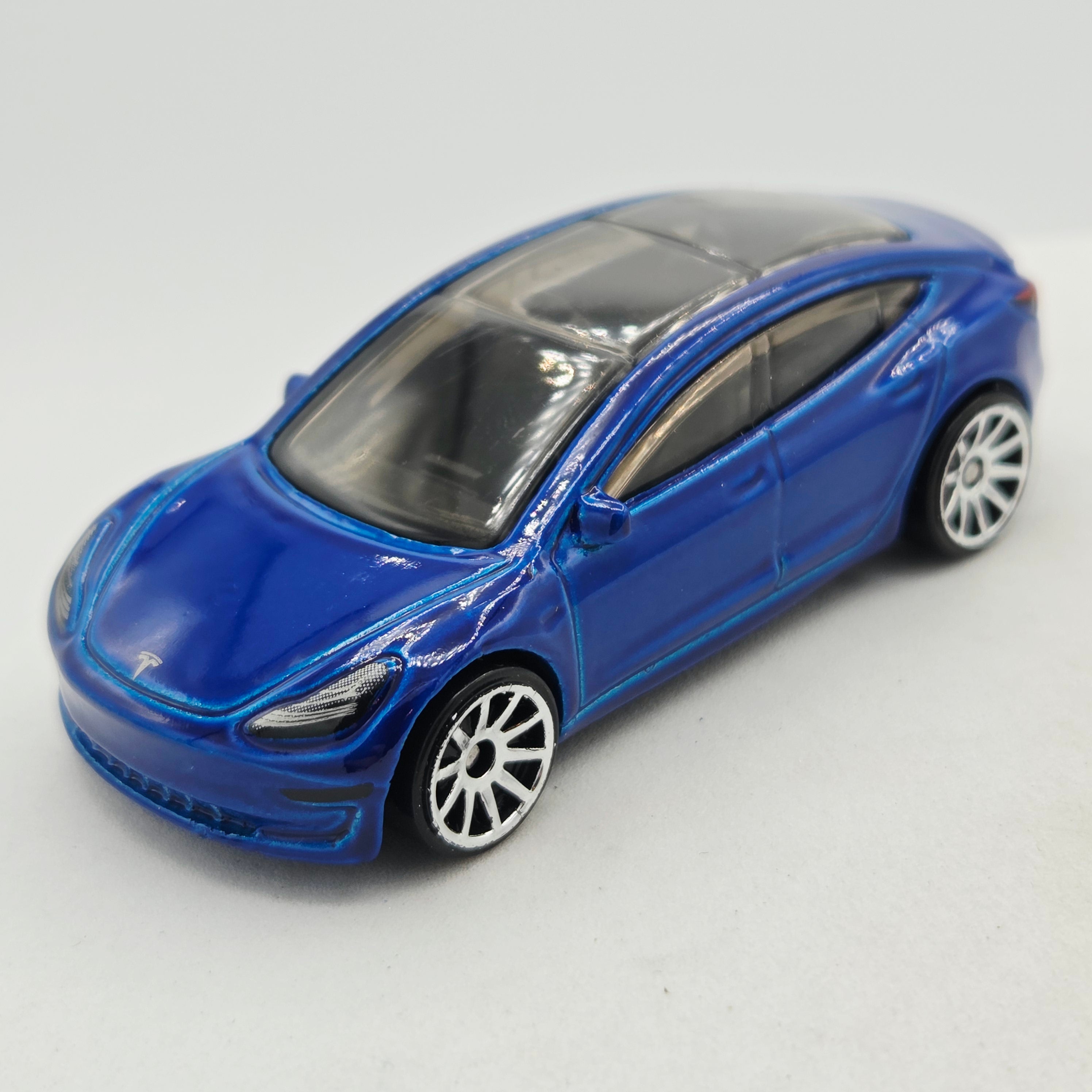 Hot Wheels Tesla Model 3 (2020 HW Basic - Factory Fresh)