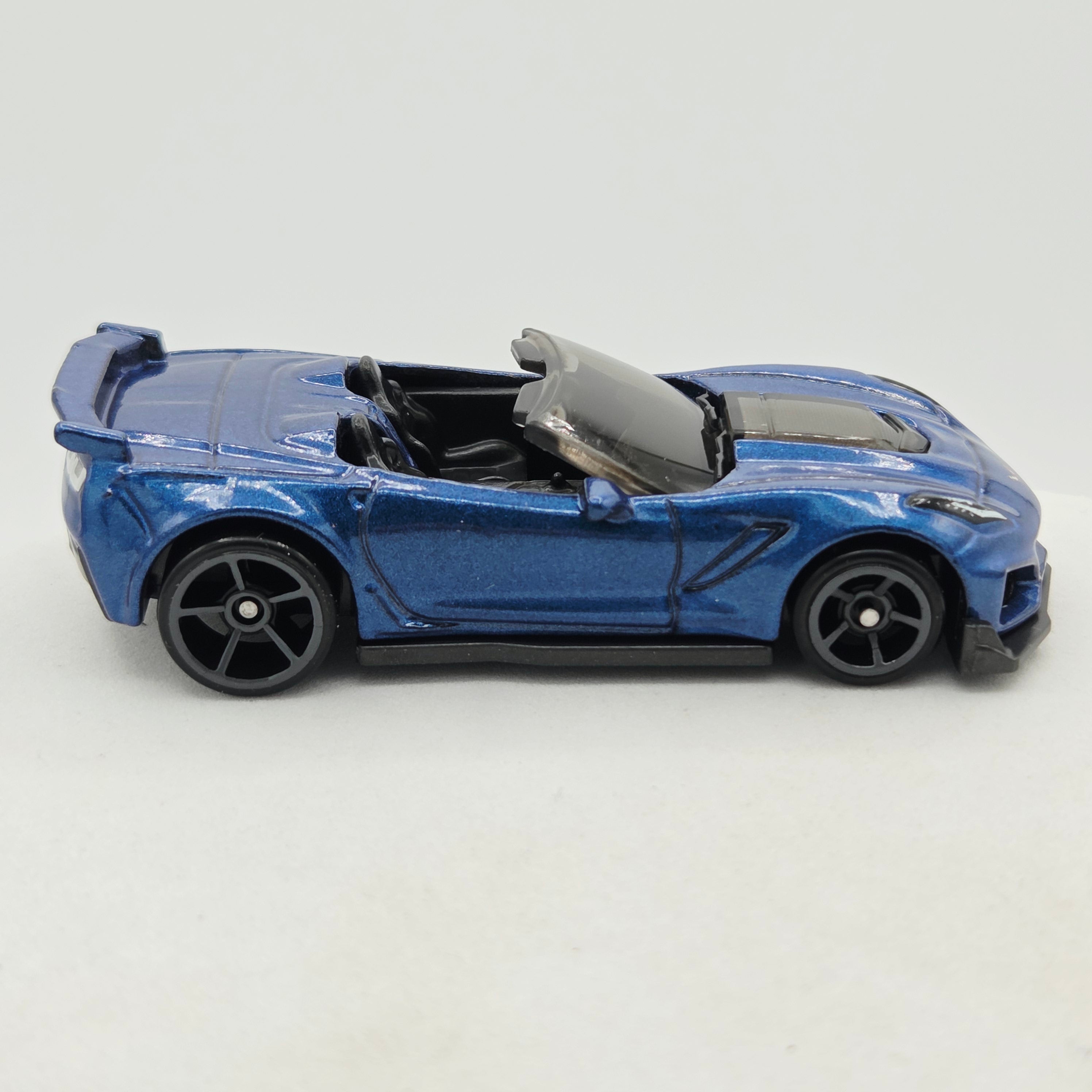 Hot Wheels '19 Chevrolet Corvette ZR1 Convertible (2020 HW Basic - Factory Fresh)