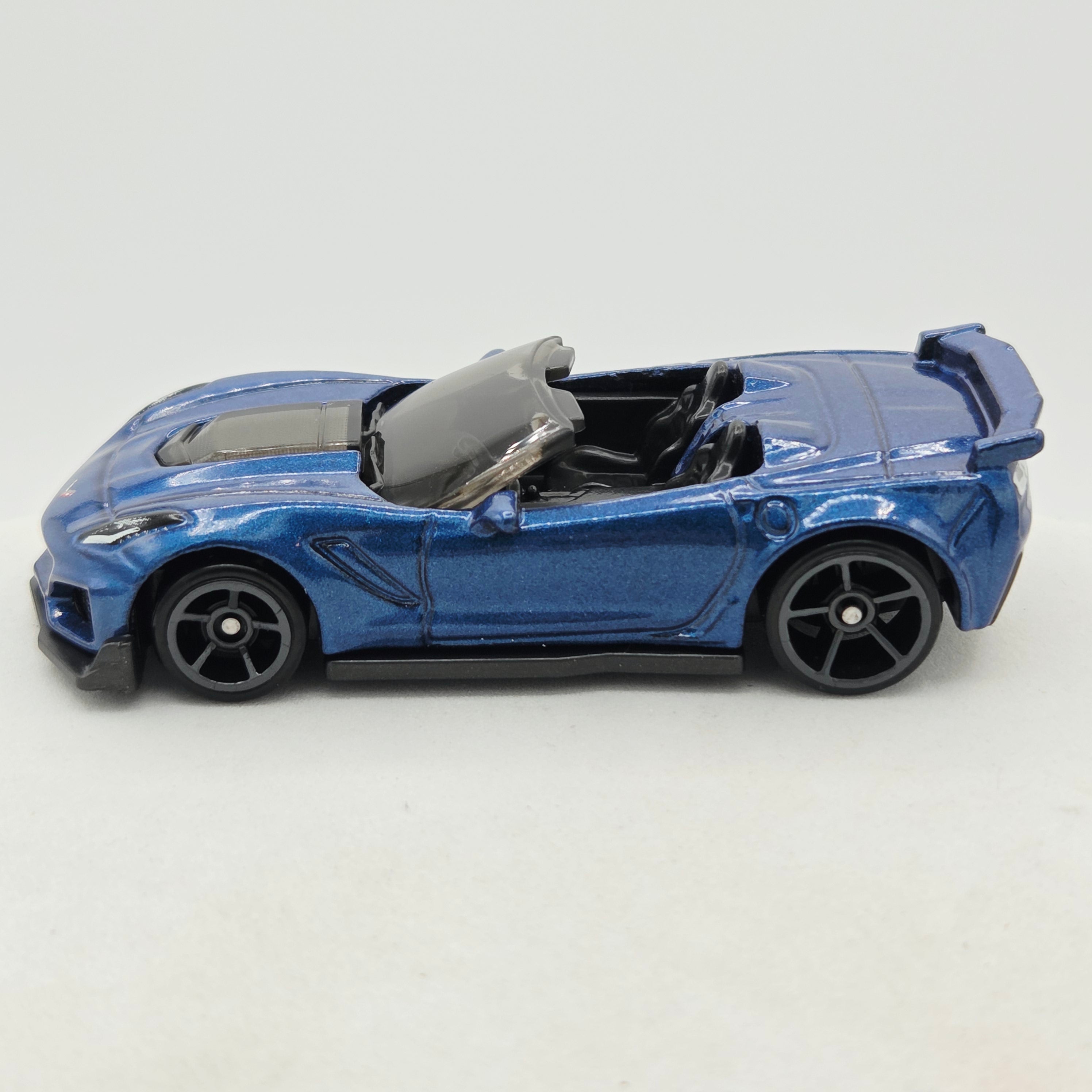 Hot Wheels '19 Chevrolet Corvette ZR1 Convertible (2020 HW Basic - Factory Fresh)