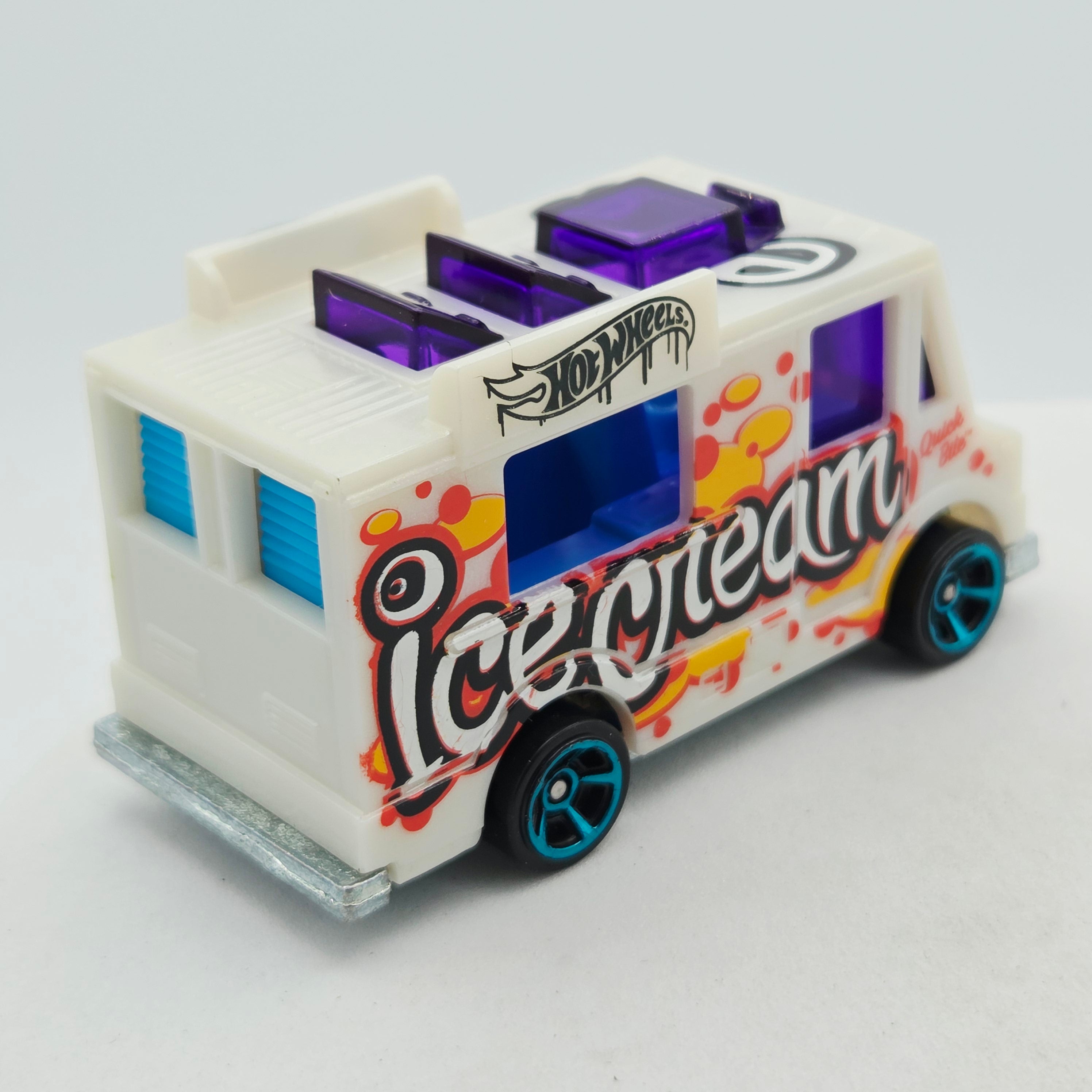 Hot Wheels Quick Bite / Ice Cream Truck (2020 HW Basic - Art Cars)