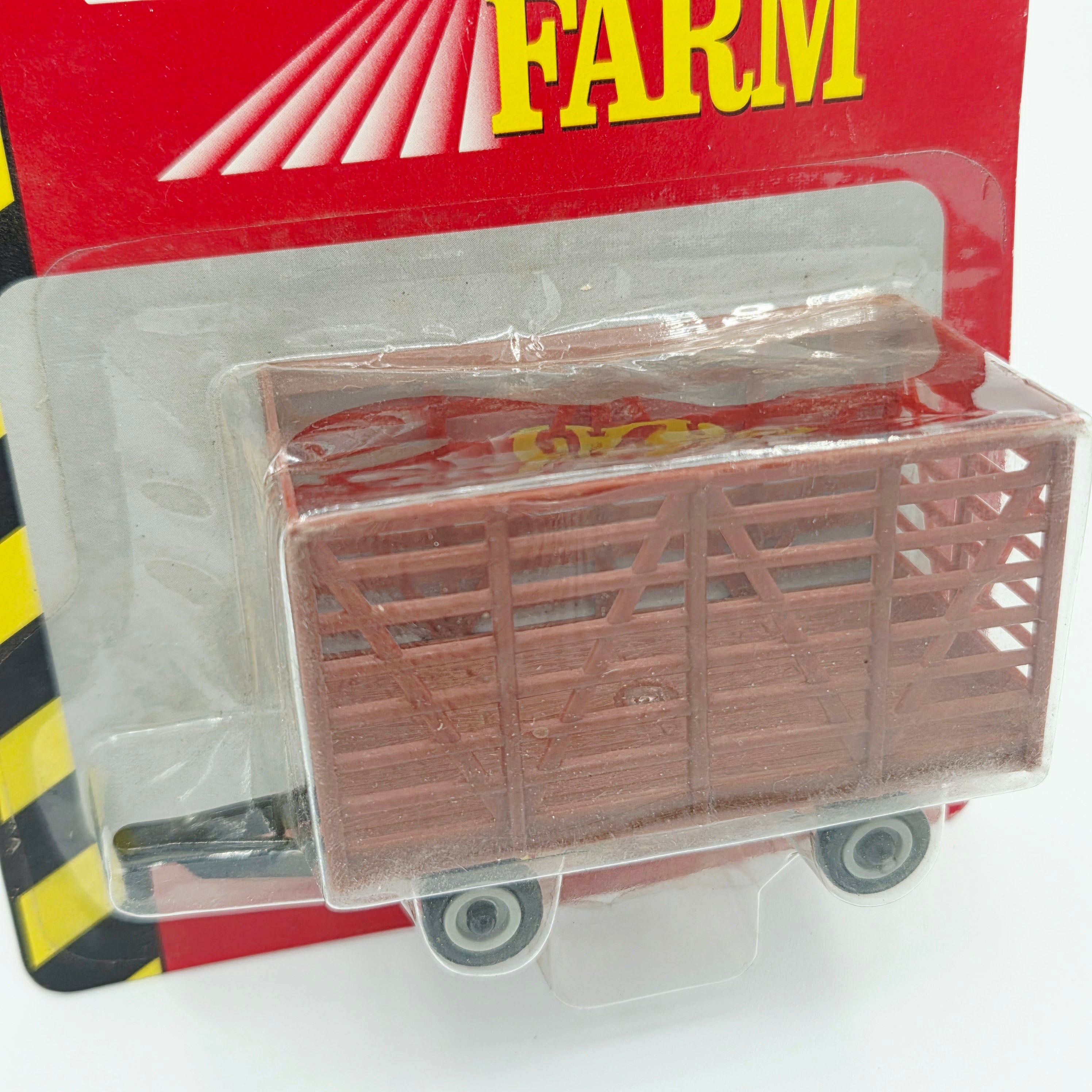 Maisto Bale Throw Wagon - Approx. 1:64 (1999 Tonka - Farm Equipment)