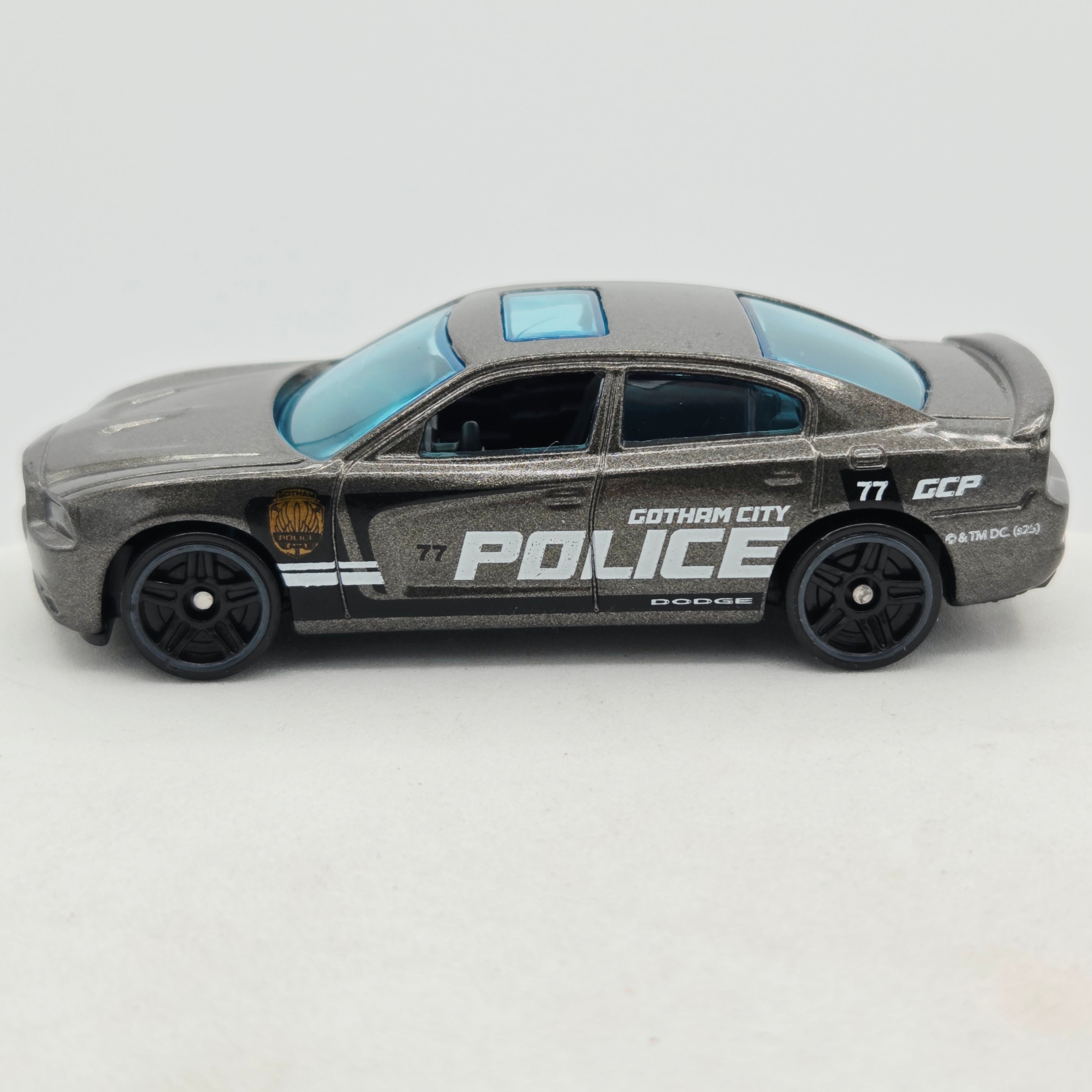 Hot Wheels '11 Dodge Charger R/T Police Car (2025 HW Basic - Batman)