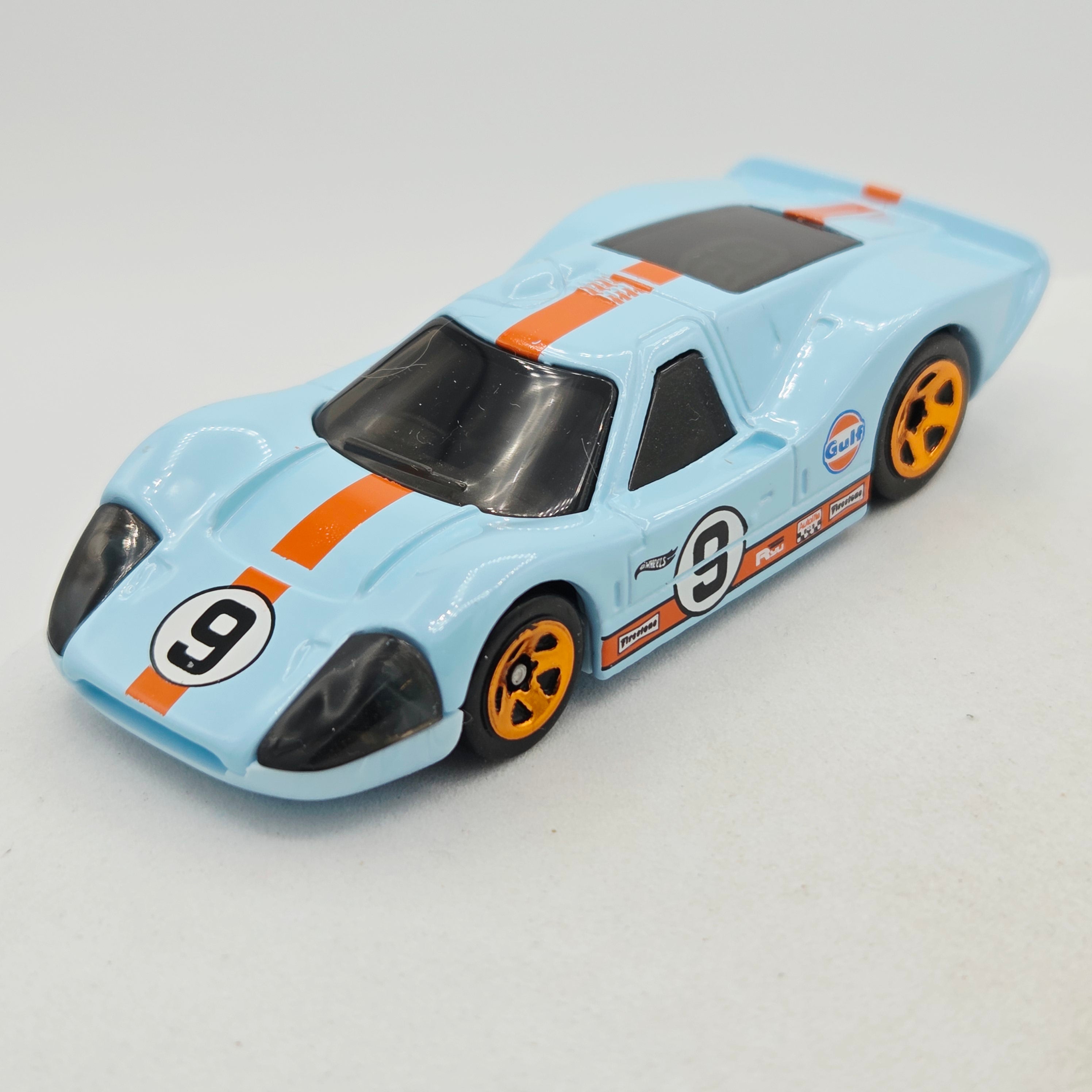 Hot Wheels '67 Ford GT40 MK IV "Gulf" (2022 HW Basic - Retro Racers)