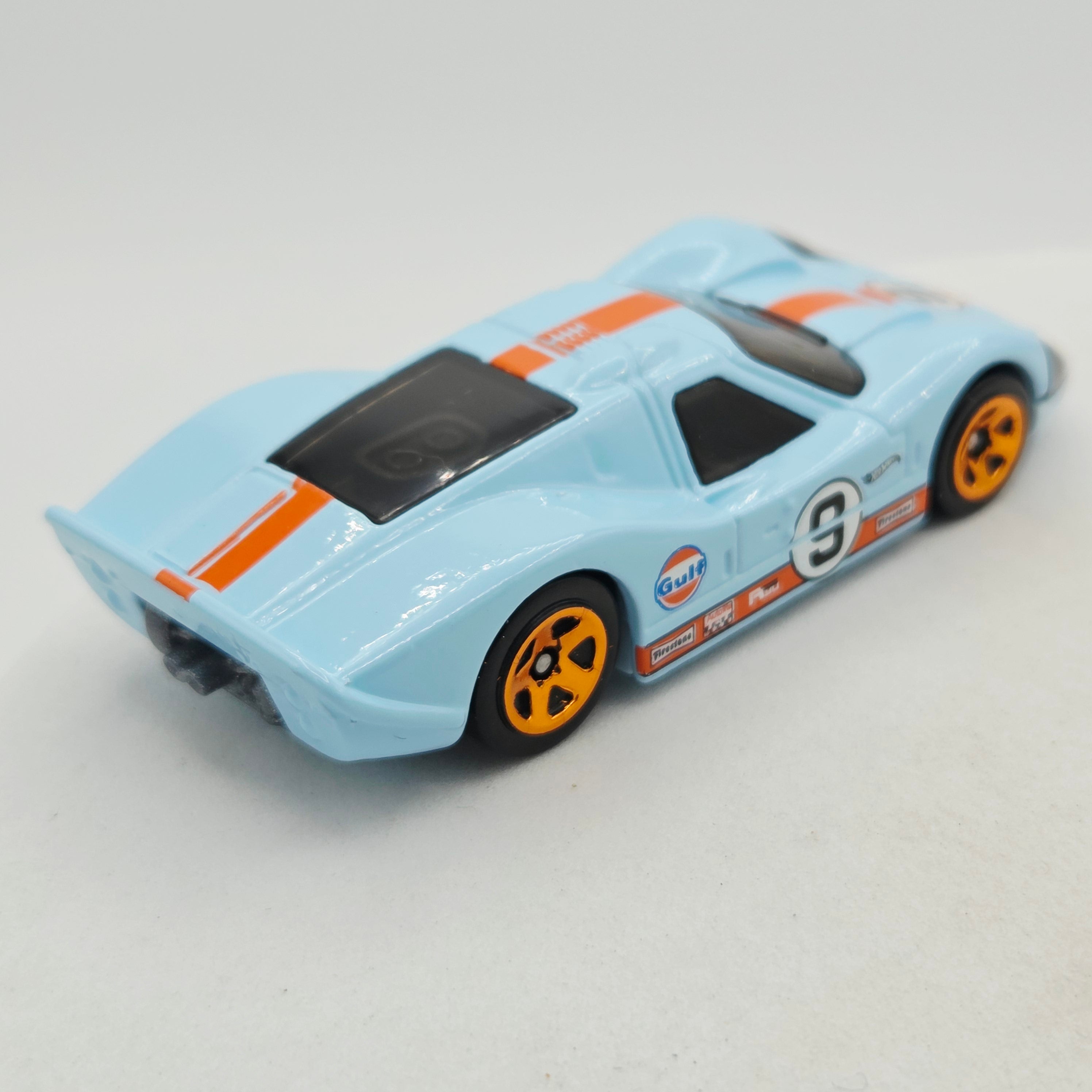 Hot Wheels '67 Ford GT40 MK IV "Gulf" (2022 HW Basic - Retro Racers)