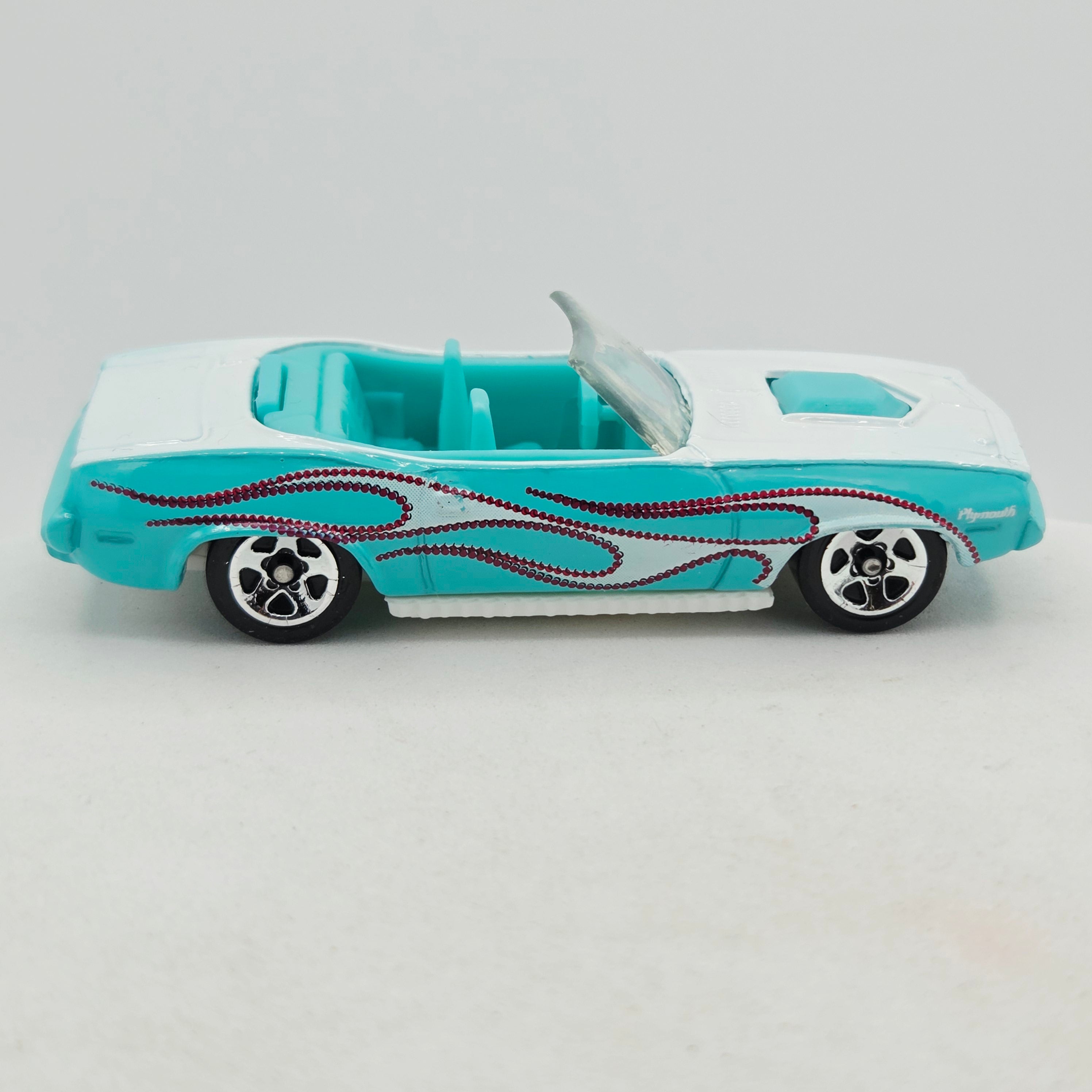 Hot Wheels '70 Plymouth Barracuda Convertible (2008 HW Mardi Gras - Walmart Exclusive)