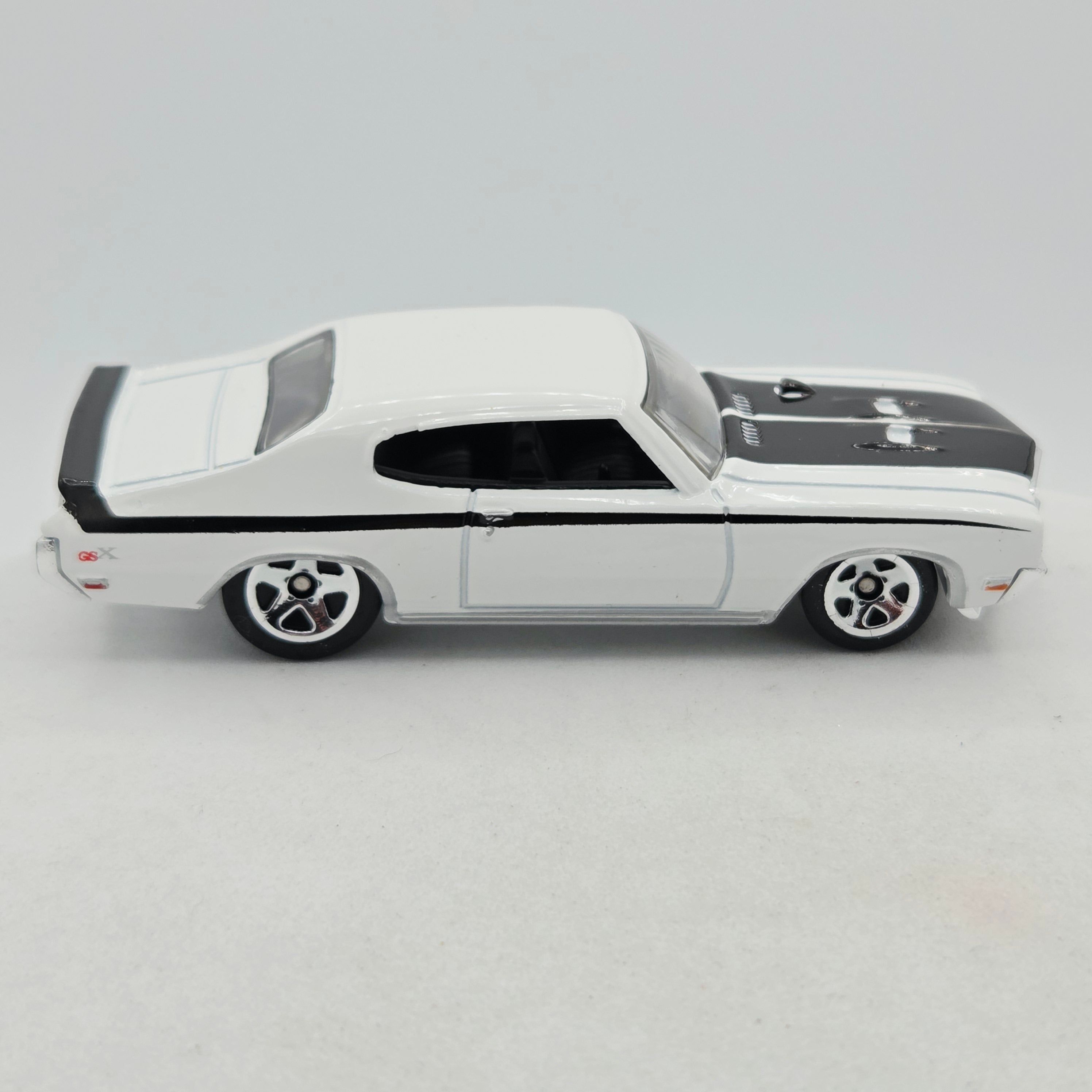 Hot Wheels '70 Buick GSX (2009 HW Basic - New Models)