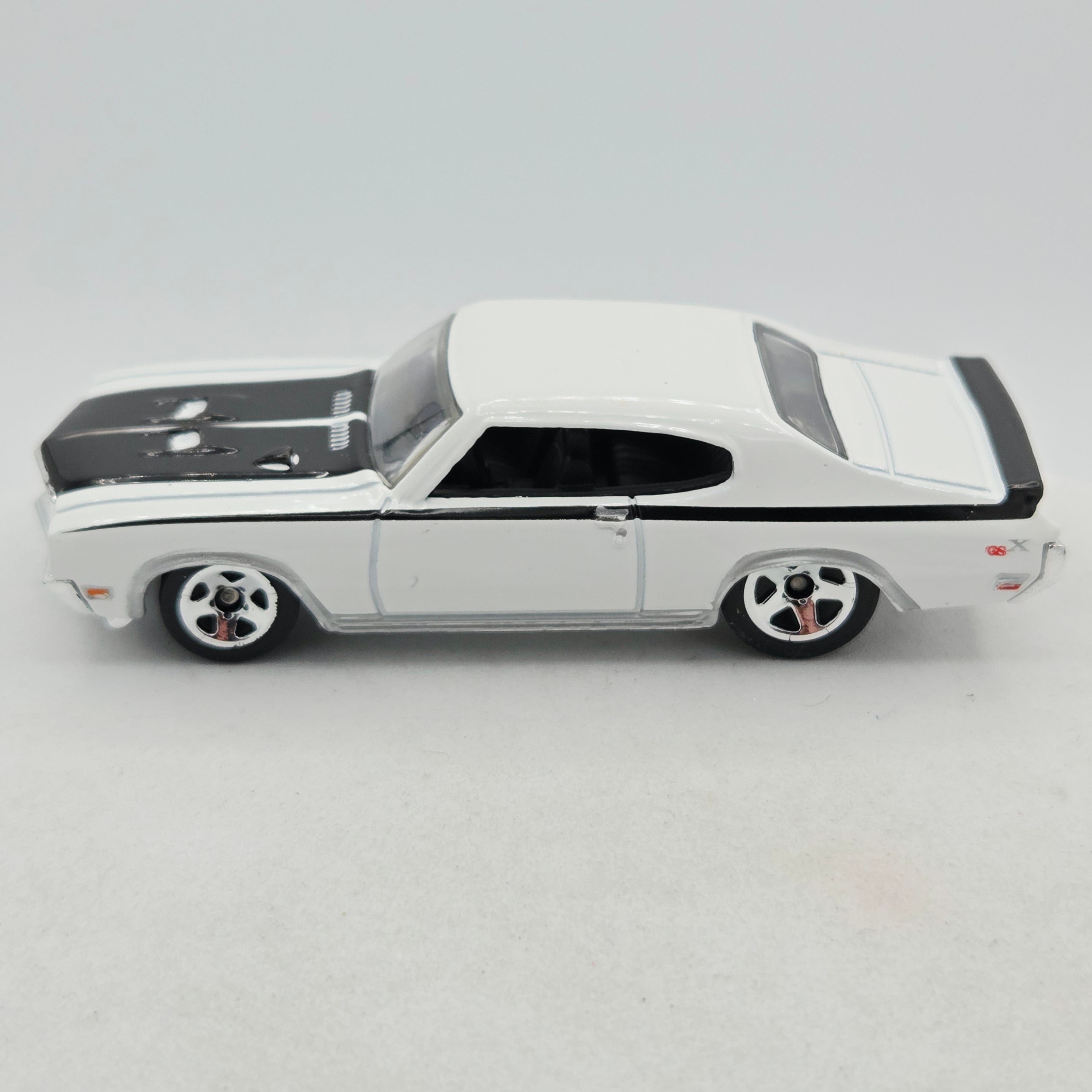 Hot Wheels '70 Buick GSX (2009 HW Basic - New Models)