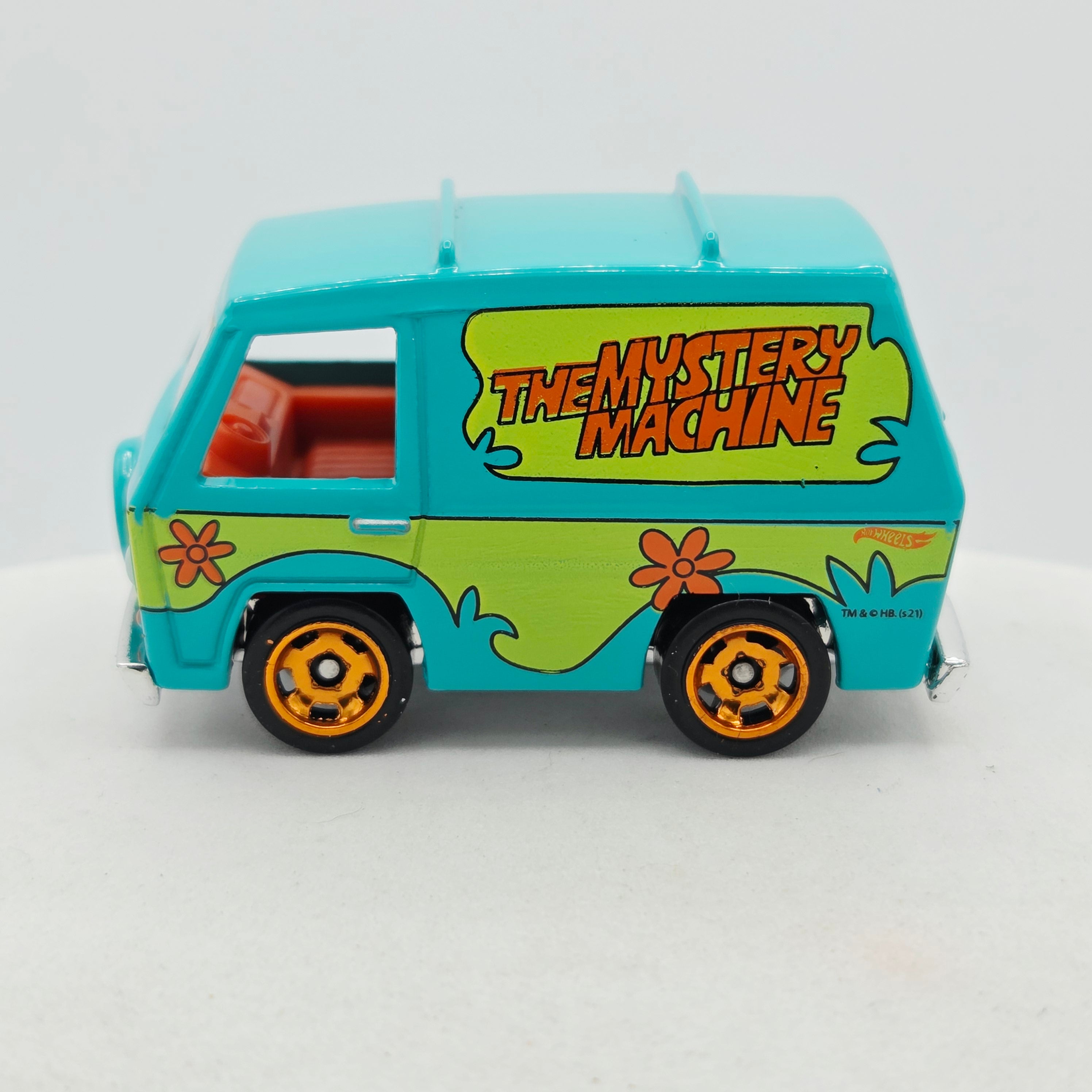 Hot Wheels Scooby Doo Mystery Machine - RSW Wheels (2021 HW Basic - Screen Time)