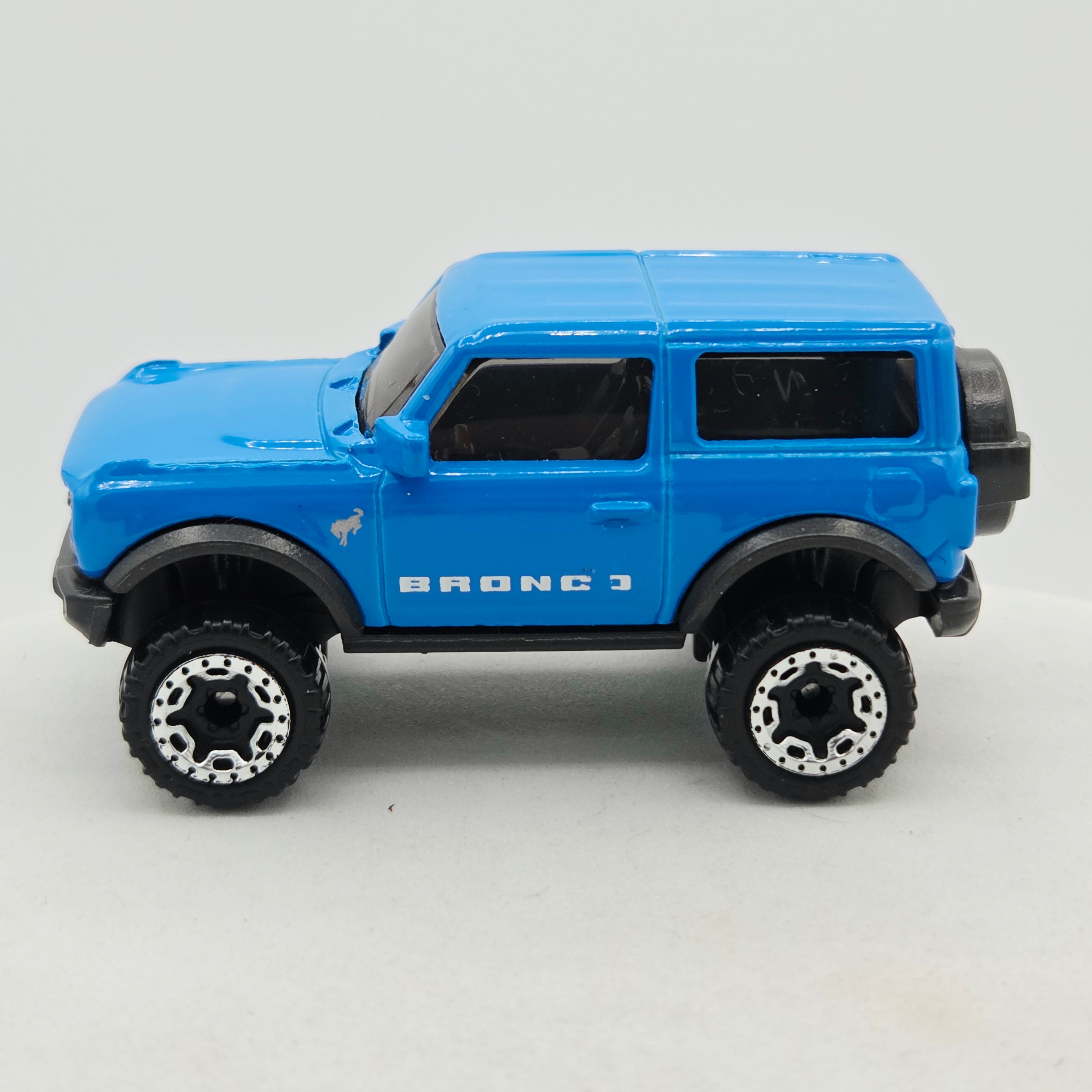 Hot Wheels '21 Ford Bronco (2021 HW Basic - Now and Then)