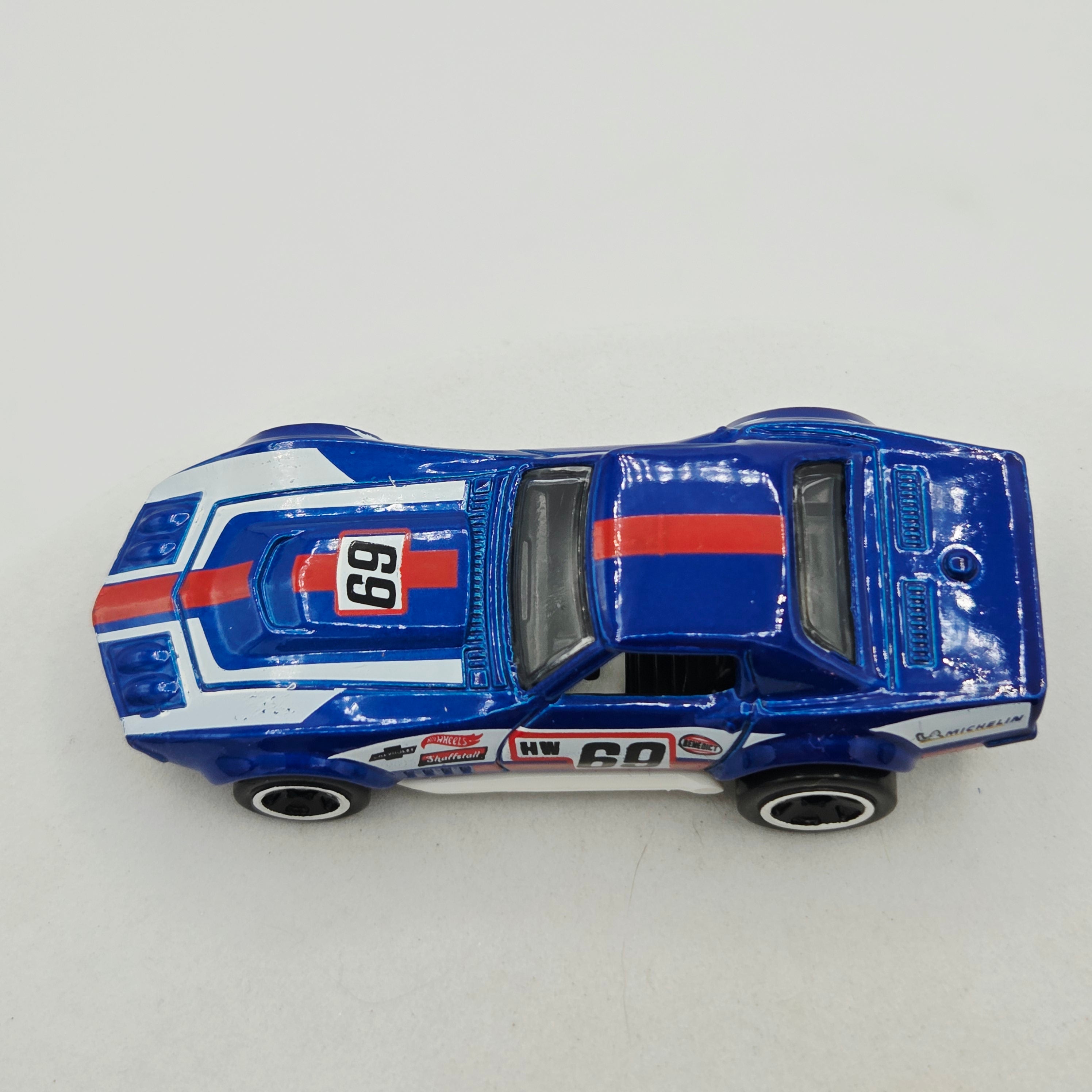 Hot Wheels '69 COPO Chevrolet Corvette (2022 HW Basic - Retro Racers)