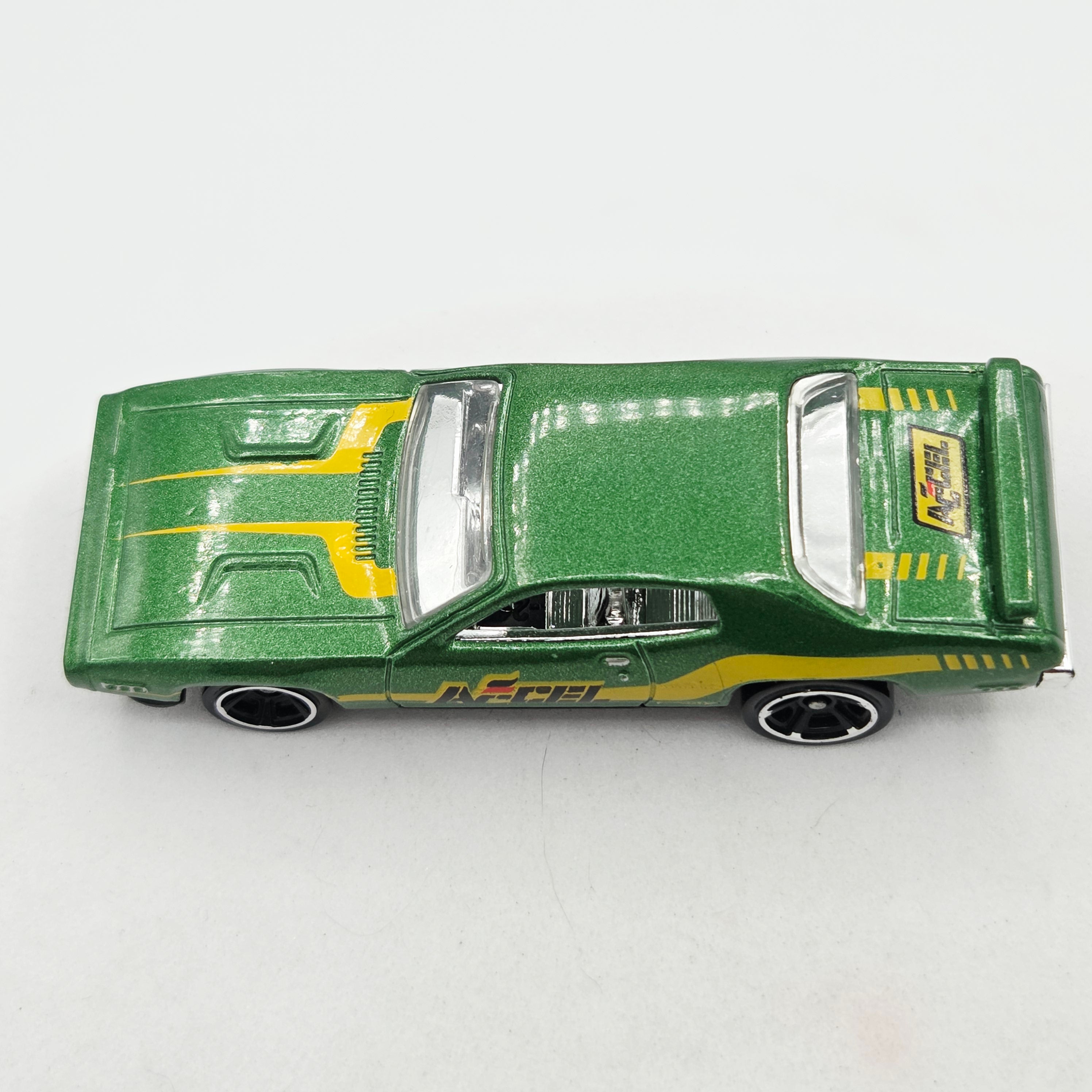 Hot Wheels '71 Plymouth Roadrunner "Accel" (2014 HW Basic - Workshop)