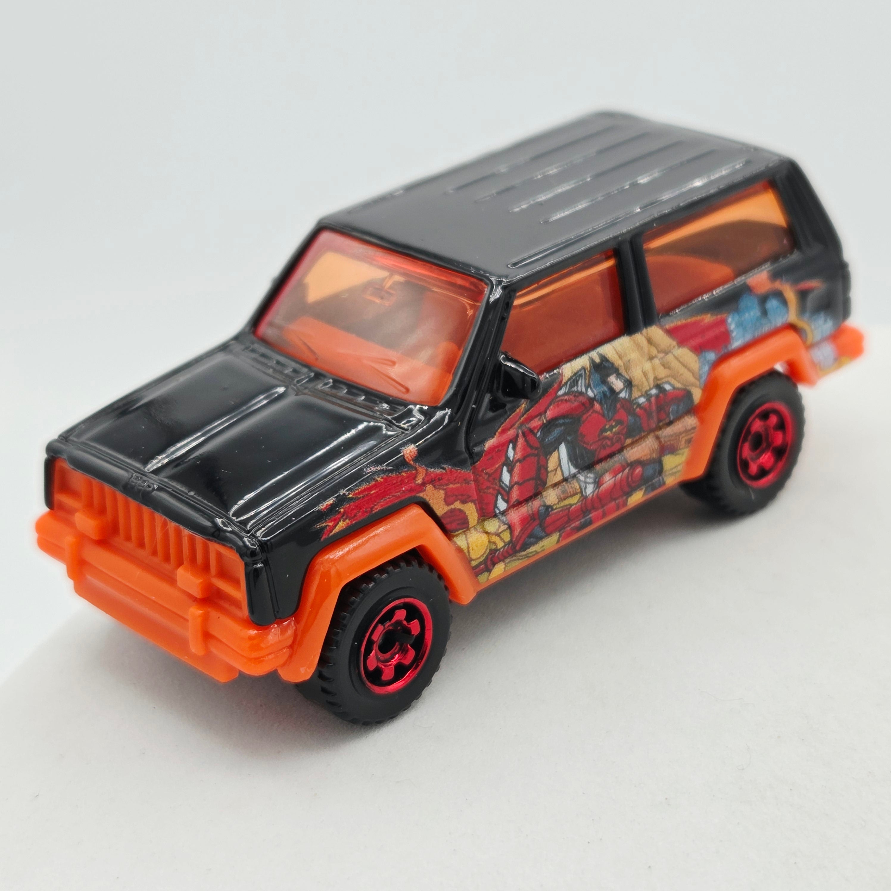 Matchbox Jeep Cherokee (2013 MBX Batman 3 Pack - Multipack Exclusive)