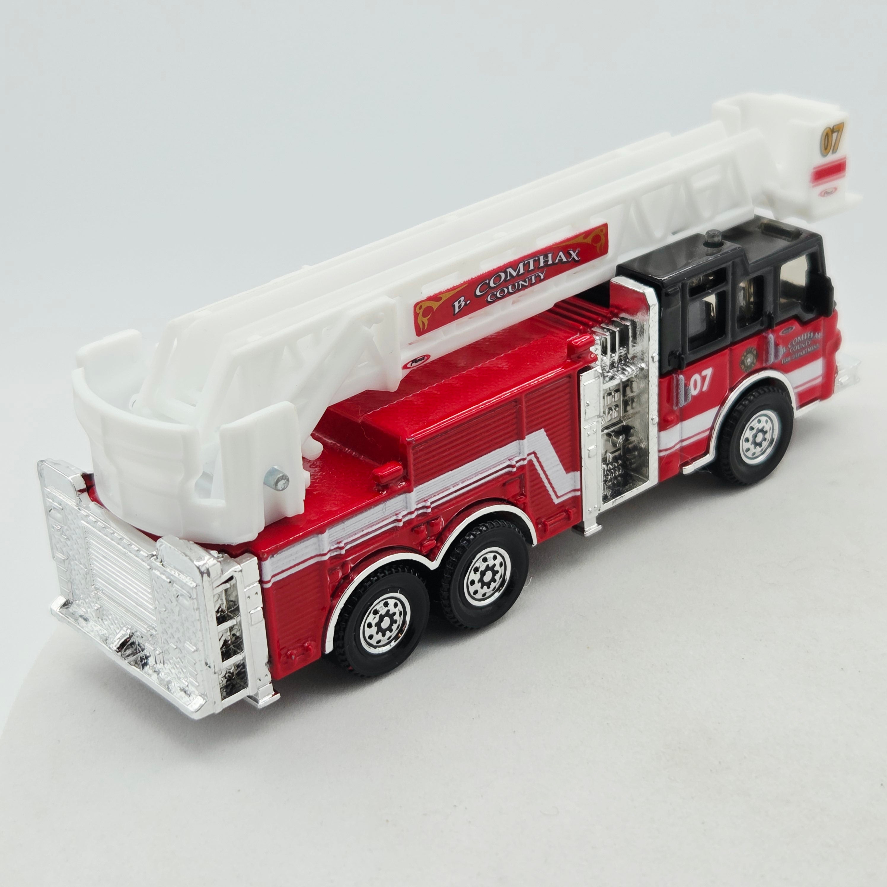 Matchbox Pierce Velocity 100FT Aerial Platform Fire Truck "Comthax" (2010 Working Rigs)
