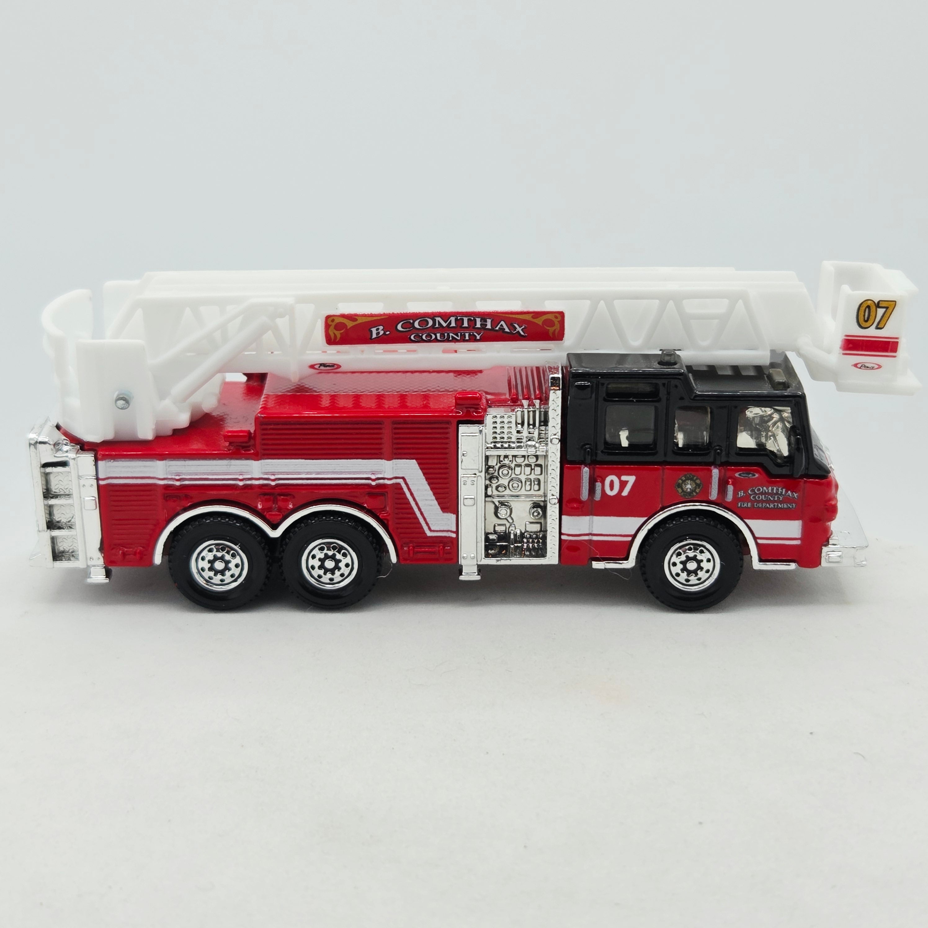 Matchbox Pierce Velocity 100FT Aerial Platform Fire Truck "Comthax" (2010 Working Rigs)