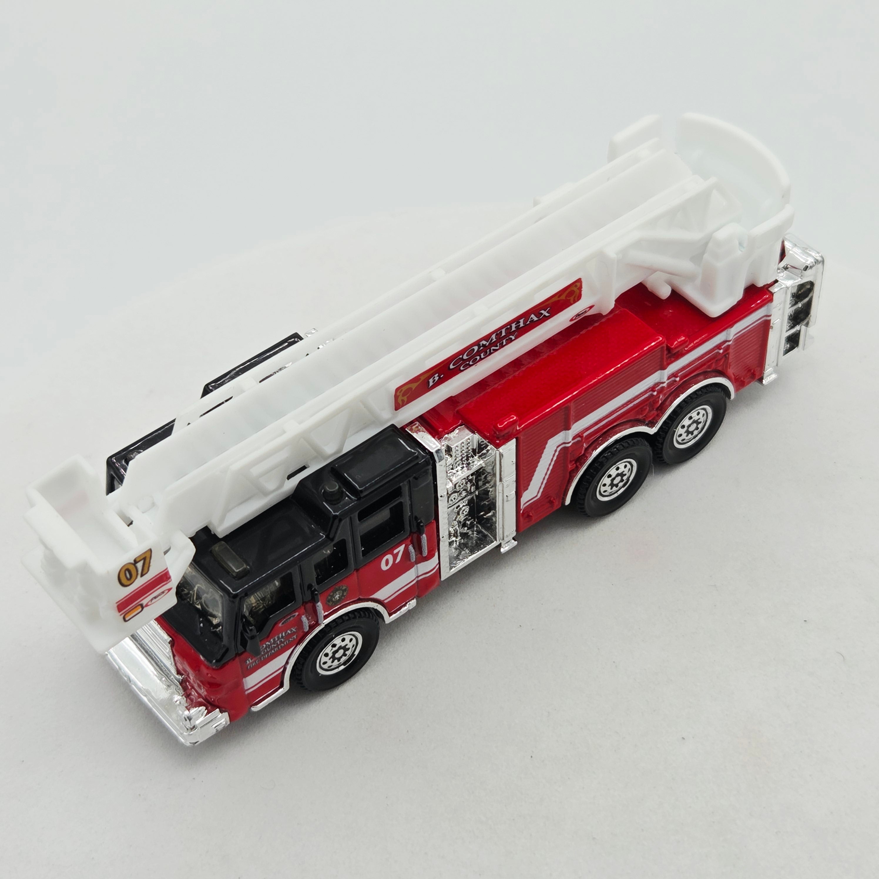 Matchbox Pierce Velocity 100FT Aerial Platform Fire Truck "Comthax" (2010 Working Rigs)