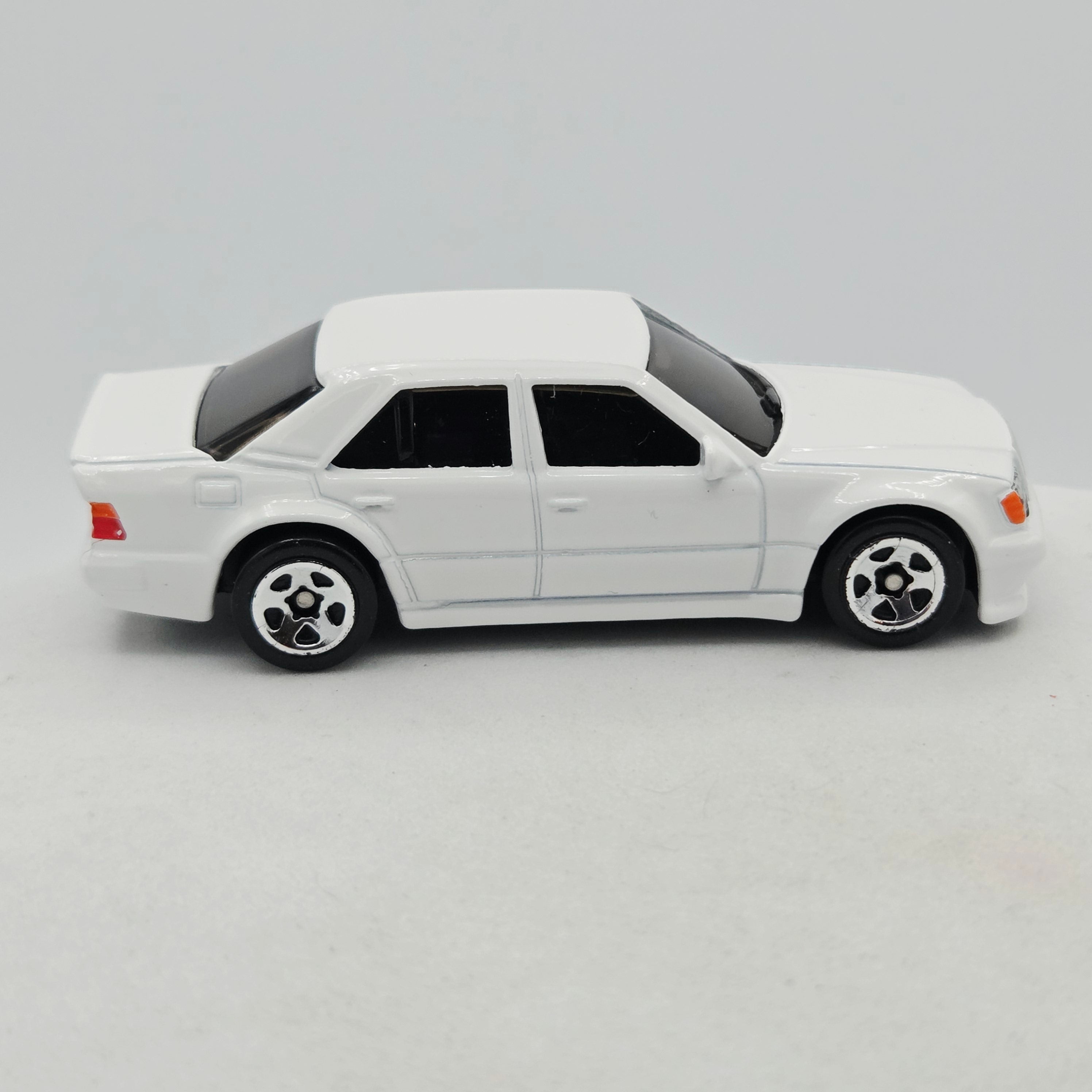 Hot Wheels Mercedes-Benz 500 E (2022 HW Factory Fresh - Dollar General Exclusive)