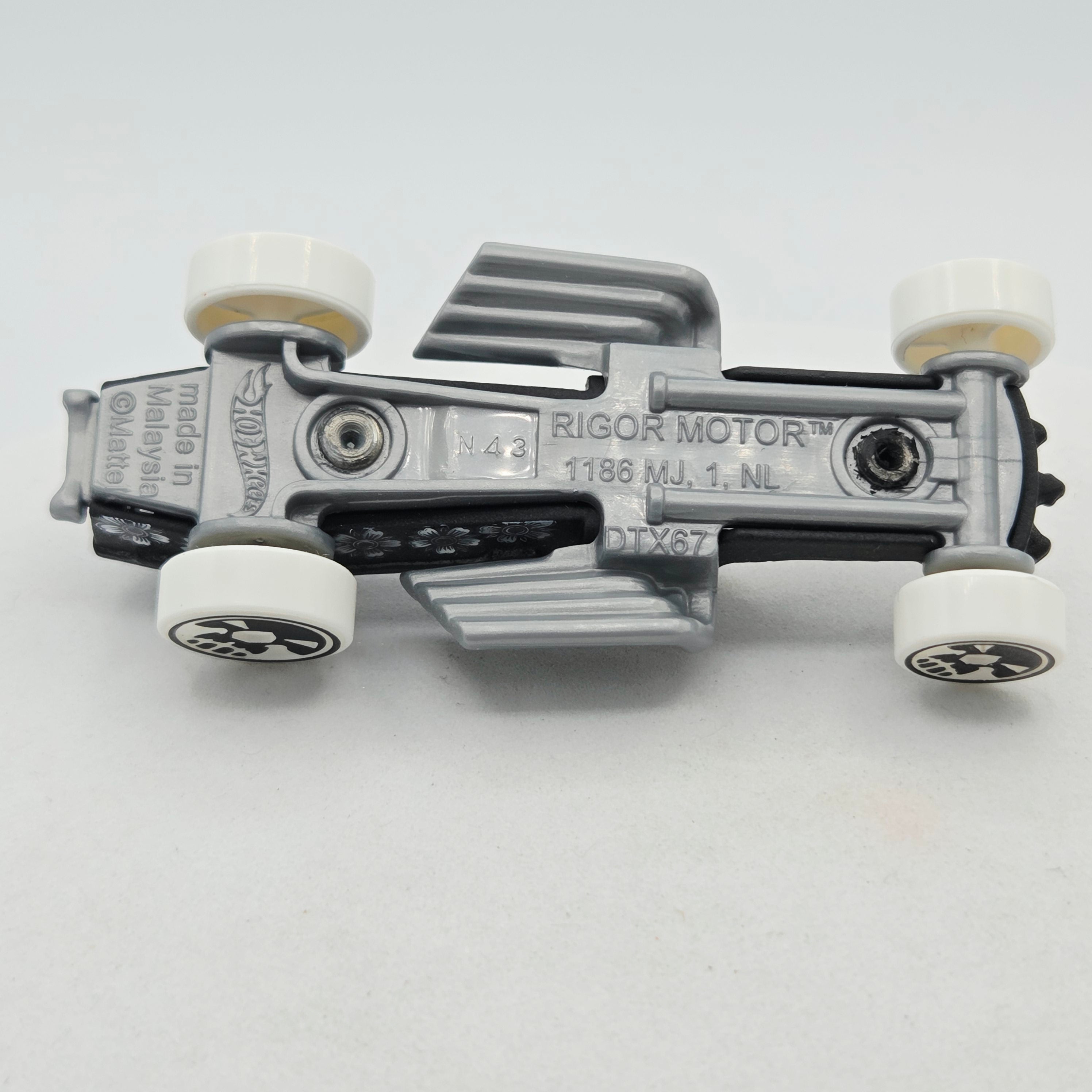 Hot Wheels Rigor Motor (2021 HW Basic - Art Cars)