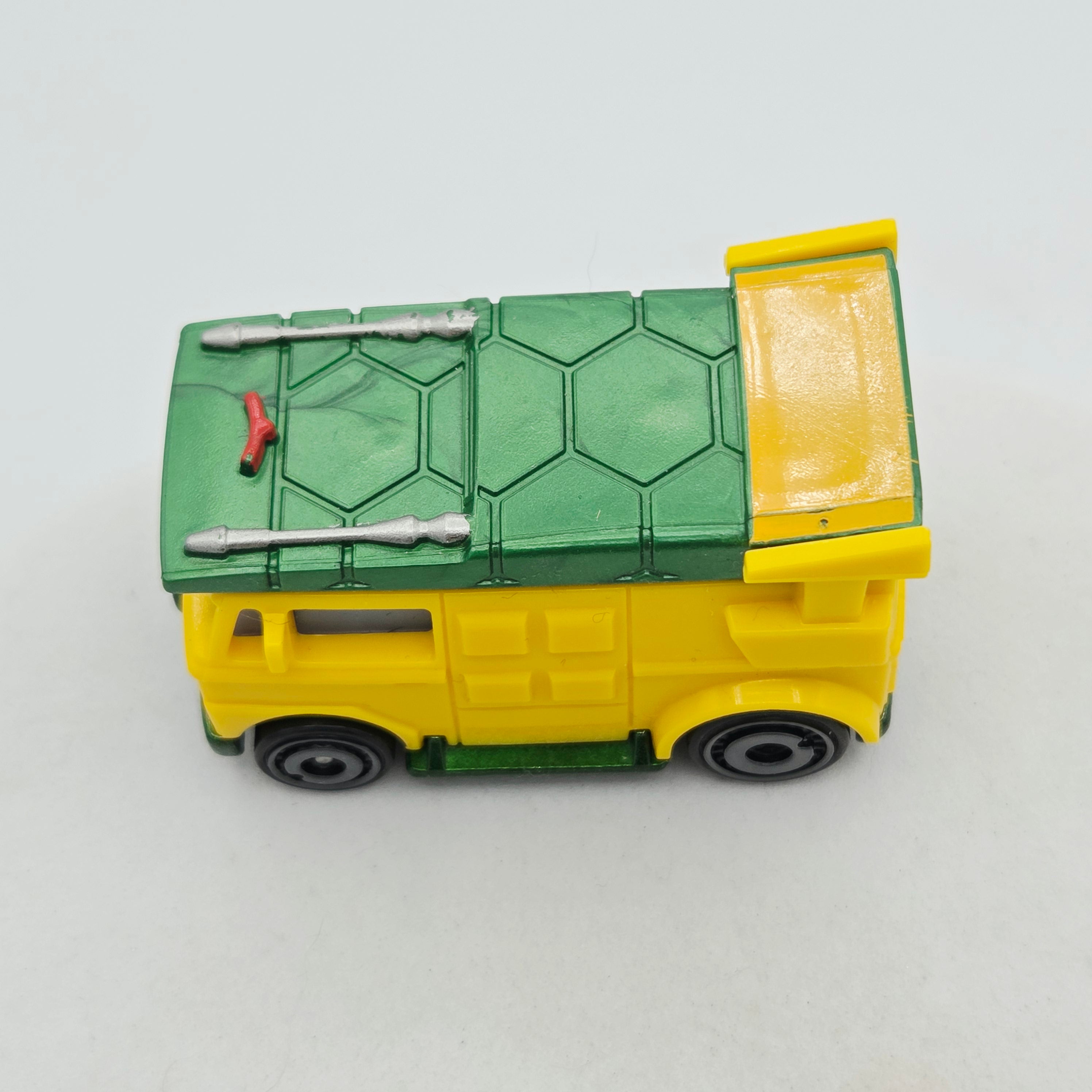 Hot Wheels Party Wagon - Teenage Mutant Ninja Turtles (2020 HW Basic - Screen Time)