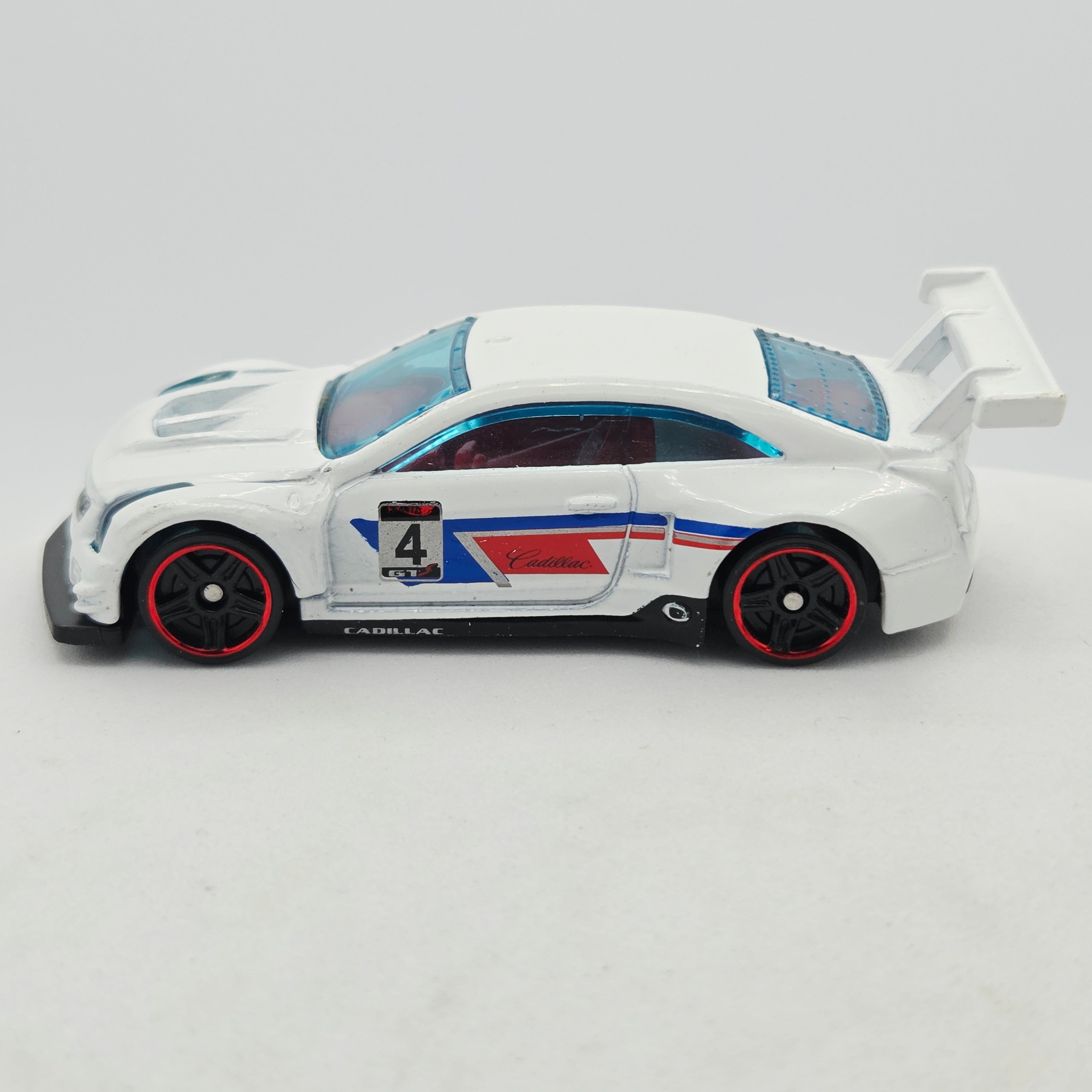 Hot Wheels '16 Cadillac ATS-V R, White (2019 HW Basic - Race Day)