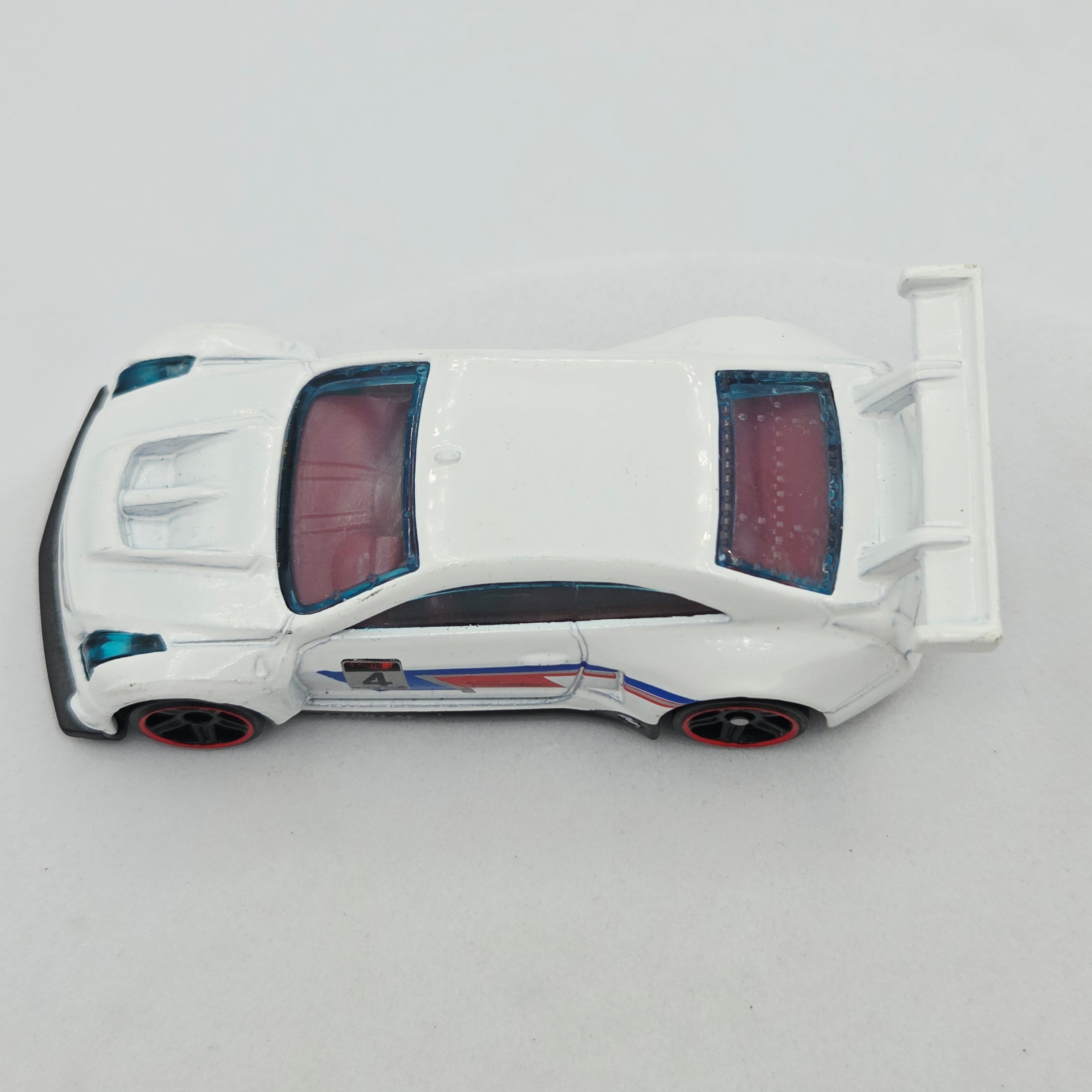 Hot Wheels '16 Cadillac ATS-V R, White (2019 HW Basic - Race Day)