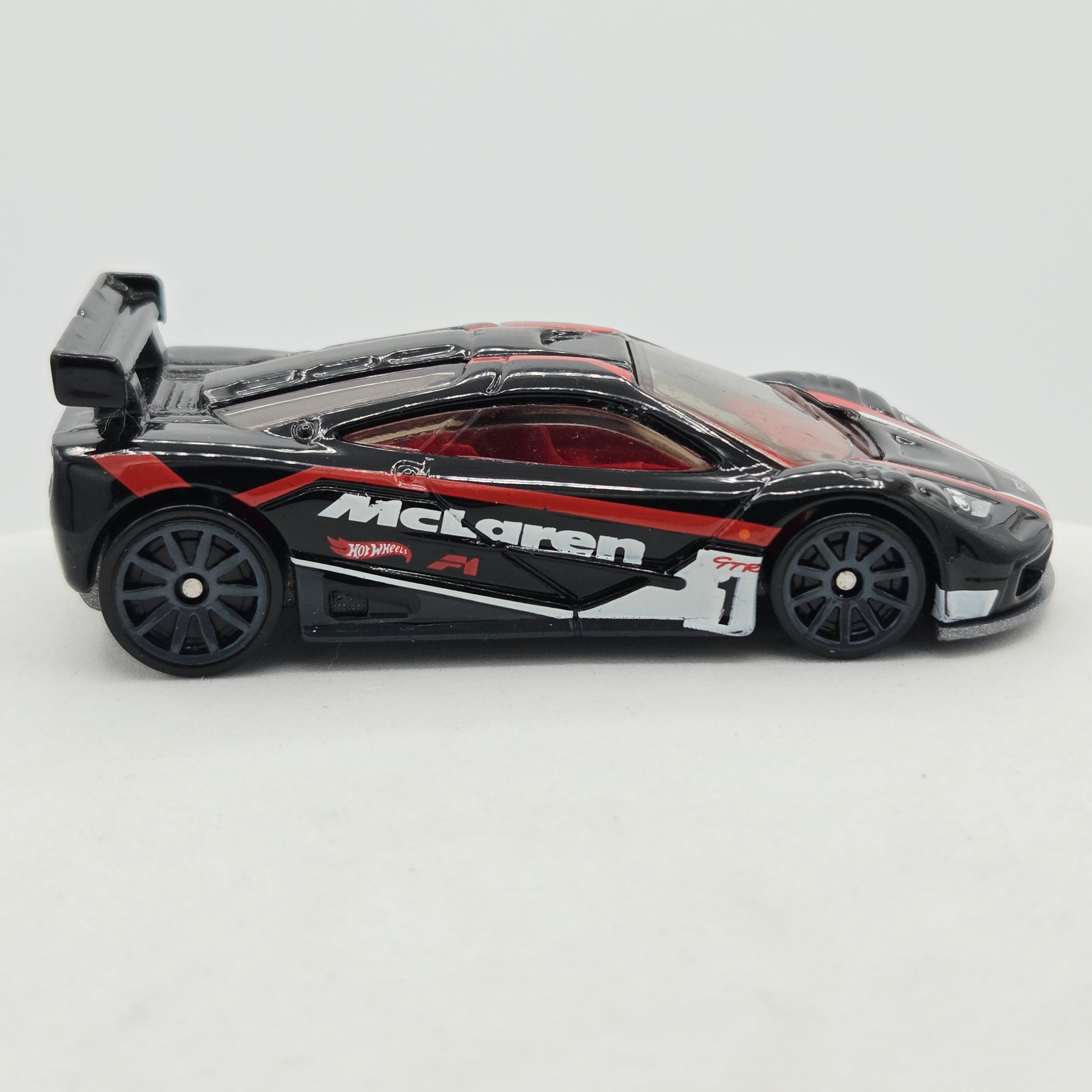 Hot Wheels McLaren F1 GTR (2017 HW Basic - Then)