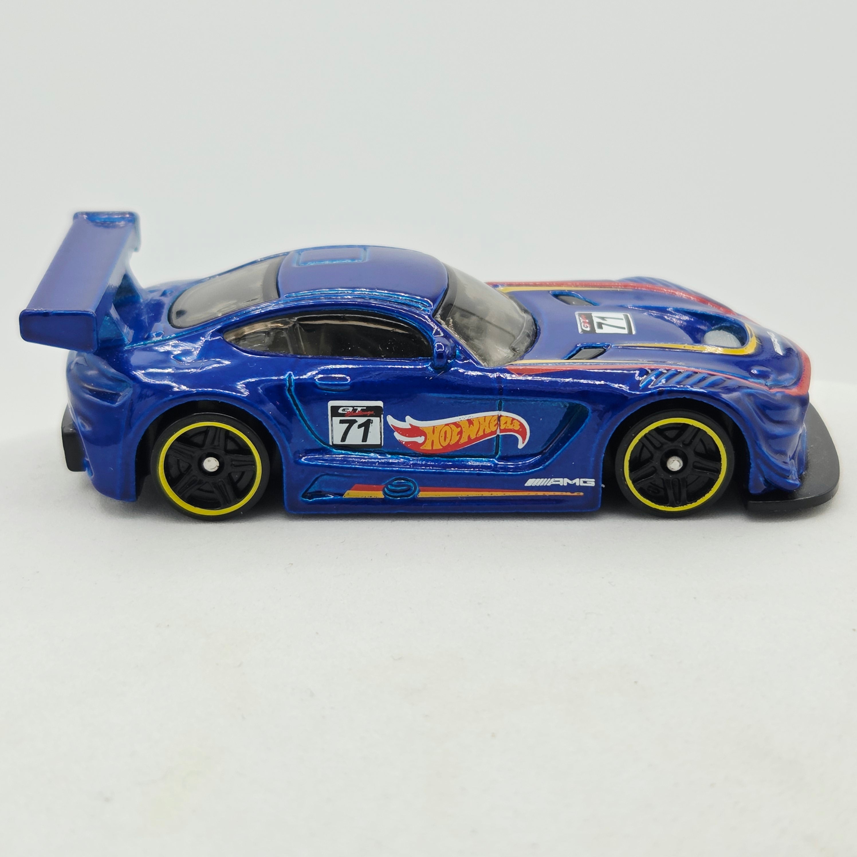 Hot Wheels '16 Mercedes-AMG GT3 (2018 HW Basic - Legends of Speed)
