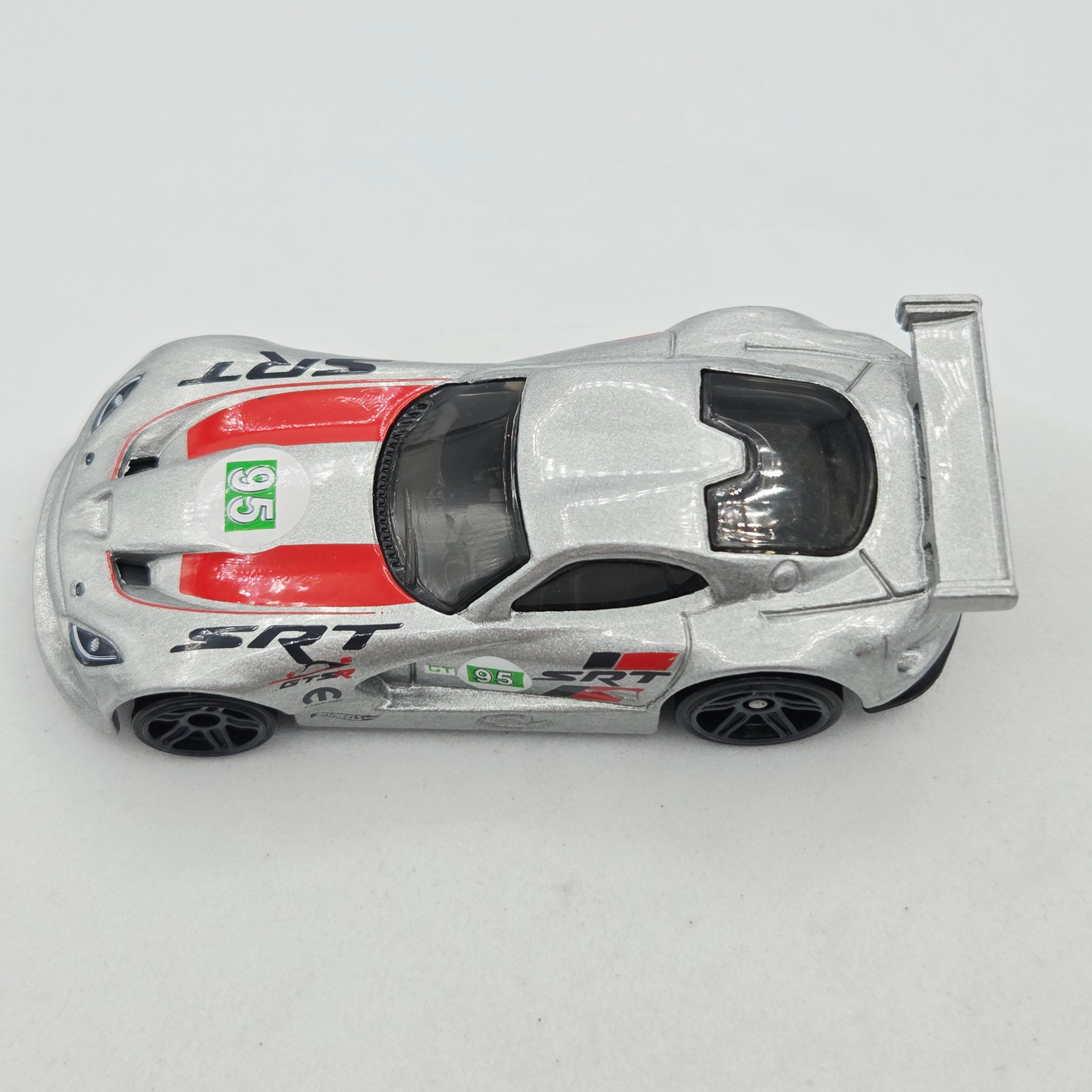 Hot Wheels Dodge SRT Viper GTS-R (2020 HW Basic - Race)