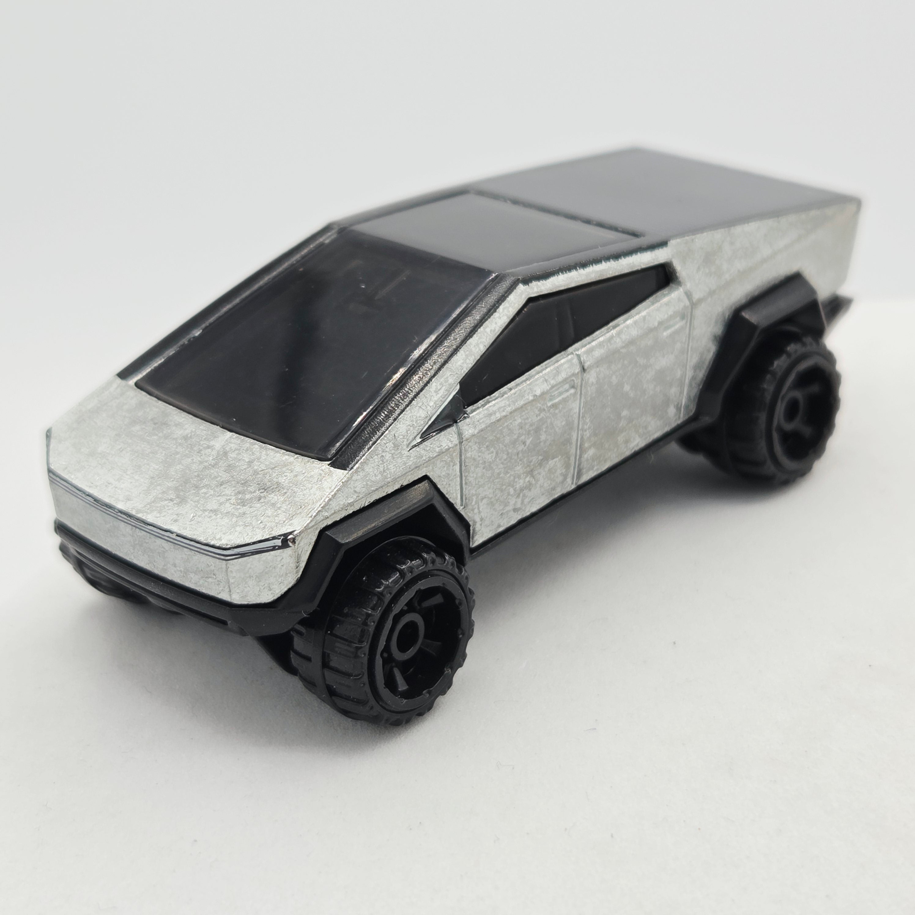 Hot Wheels Tesla Cybertruck (2021 HW Basic - Green Speed)
