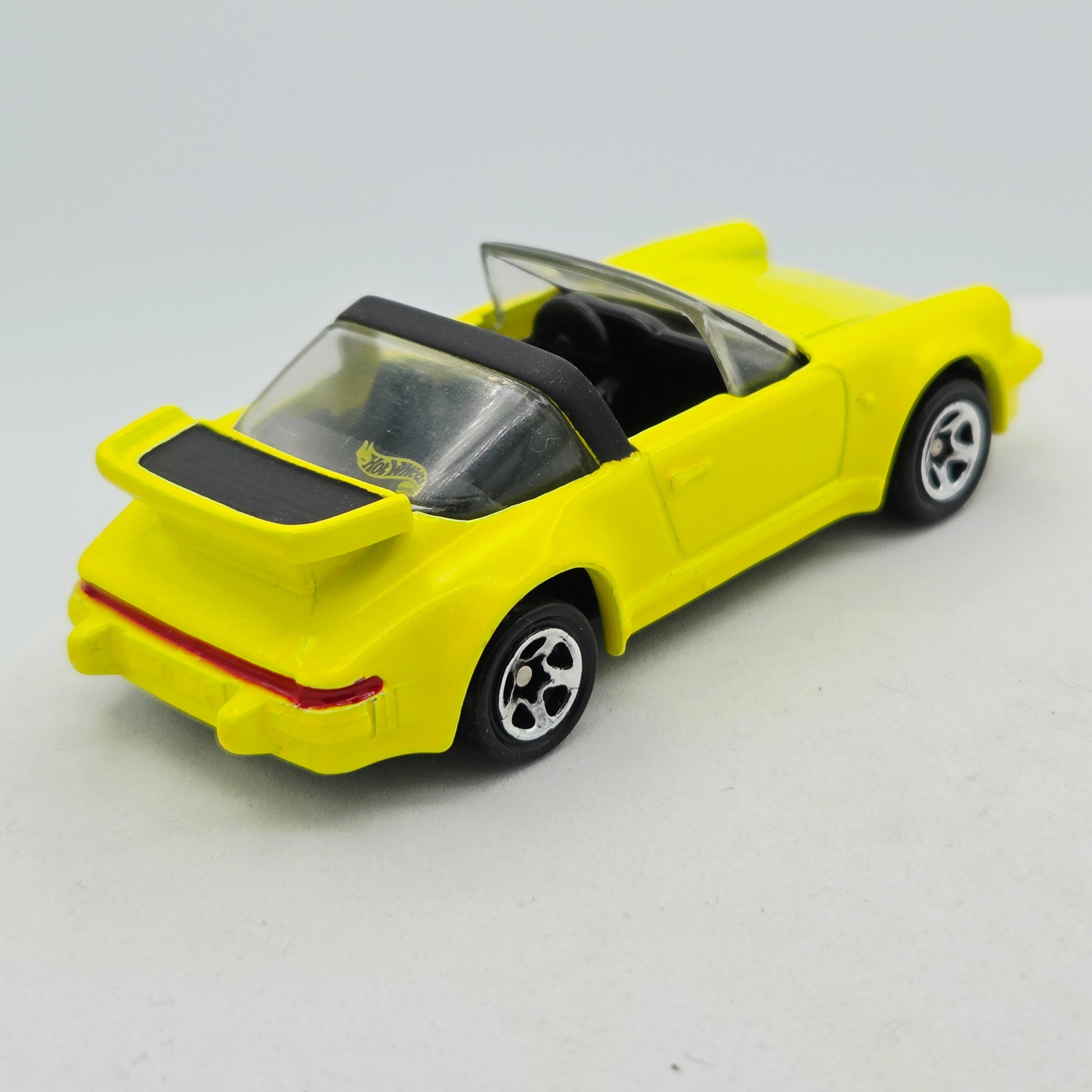Hot Wheels Porsche 911 Targa (1996 HW Basic / Mainline)