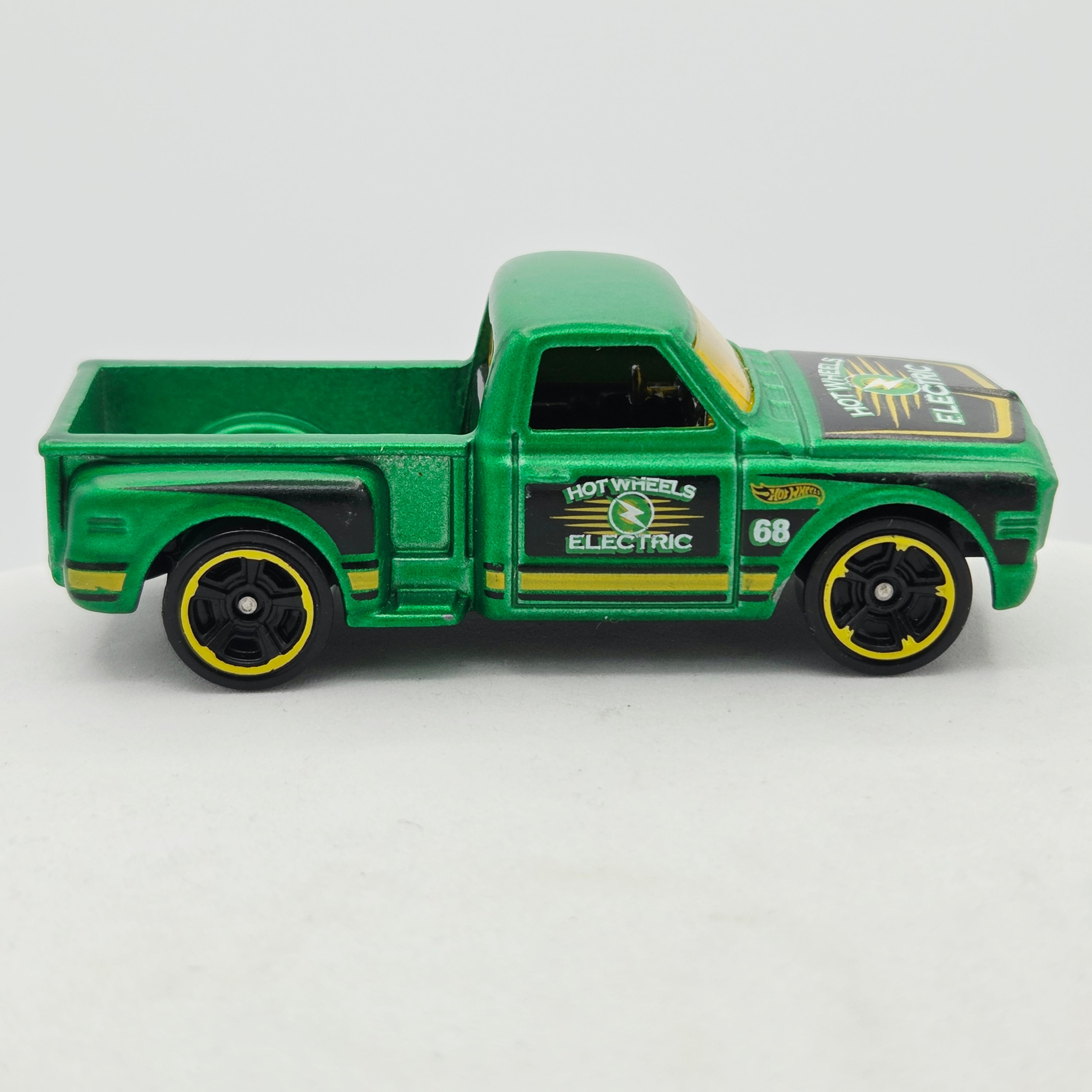 Hot Wheels Custom '69 Chevy Pickup "Electric" (2012 HW Basic - City Works)