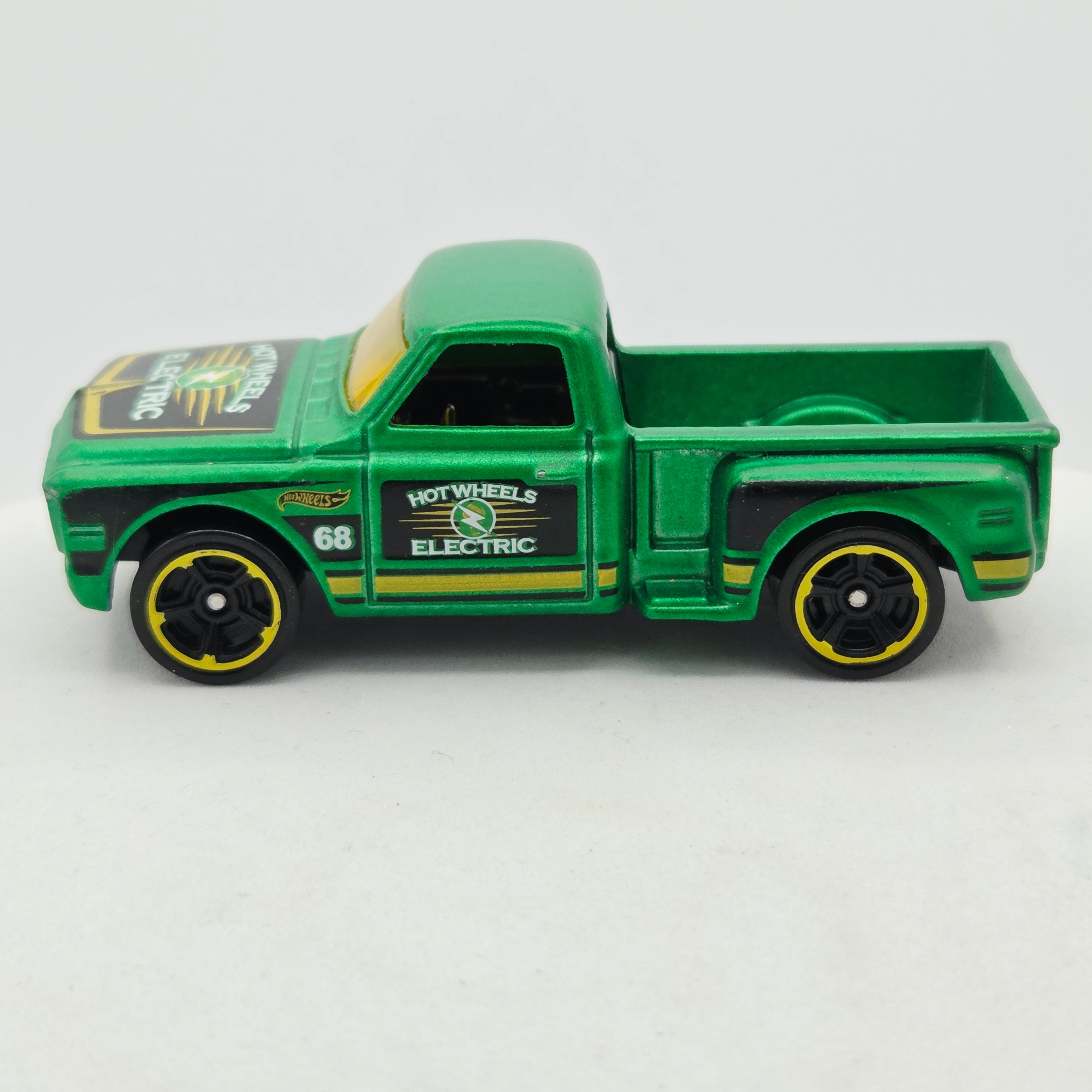 Hot Wheels Custom '69 Chevy Pickup "Electric" (2012 HW Basic - City Works)