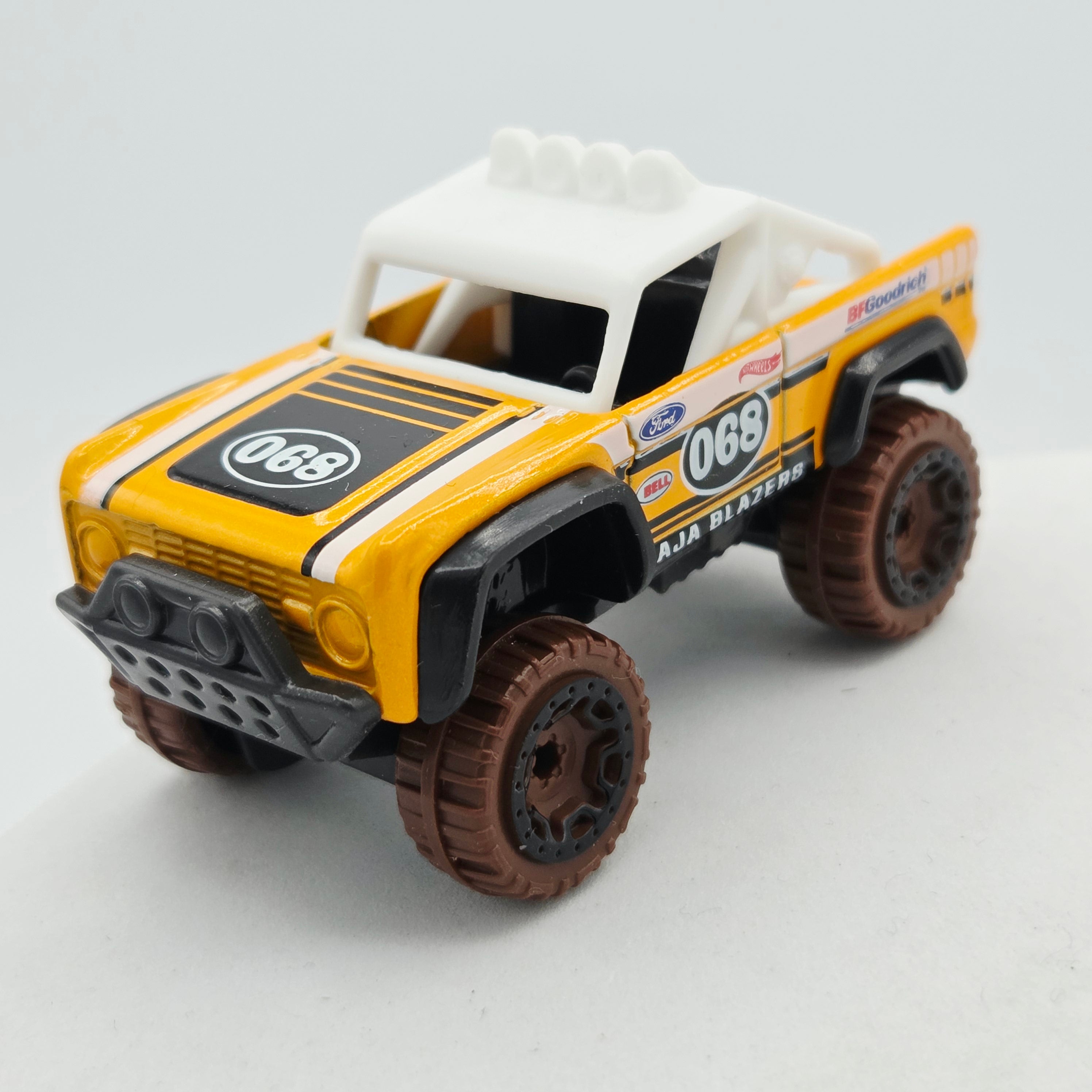 Hot Wheels Custom Ford Bronco (2022 HW Baja Blazers - Dollar General Exclusive)