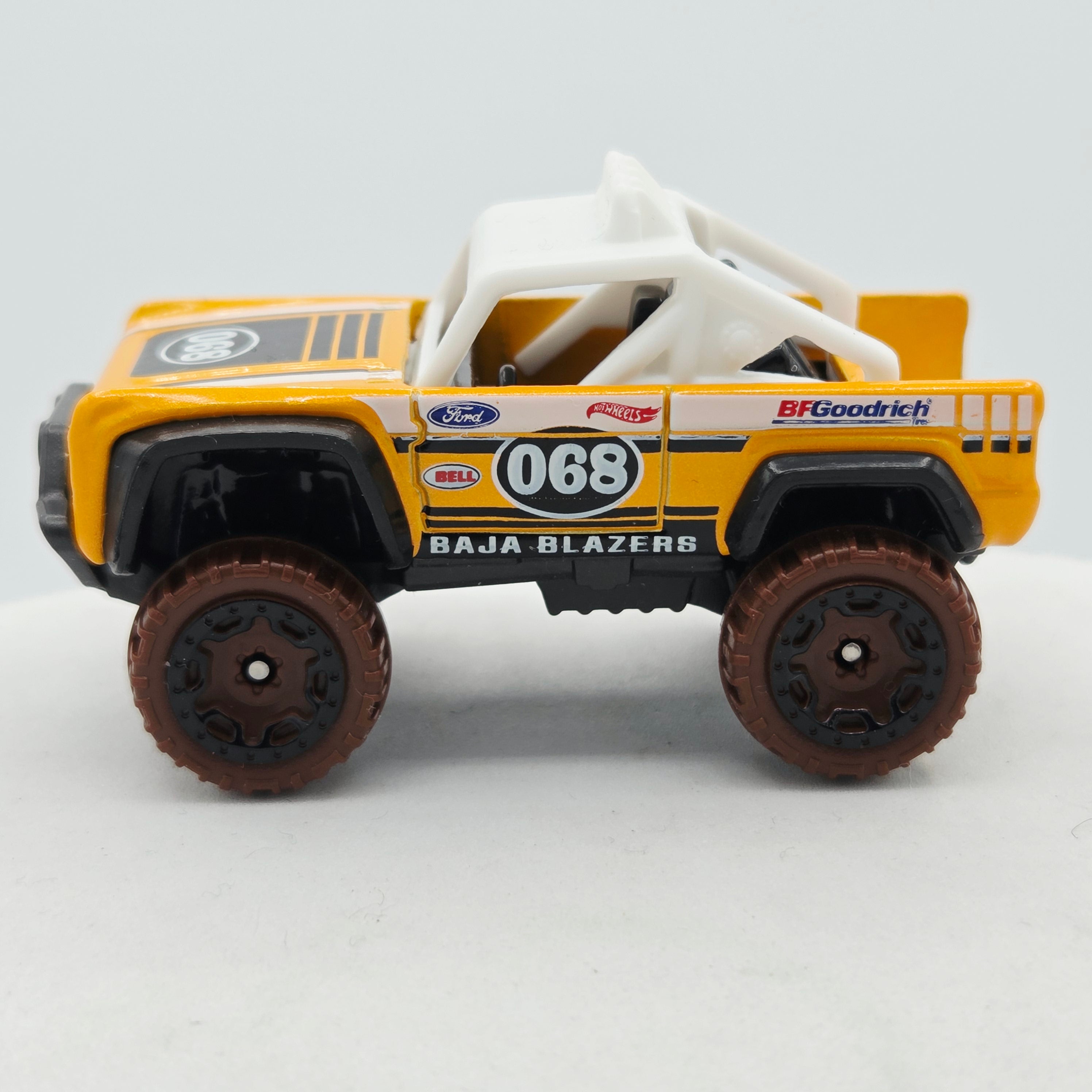 Hot Wheels Custom Ford Bronco (2022 HW Baja Blazers - Dollar General Exclusive)