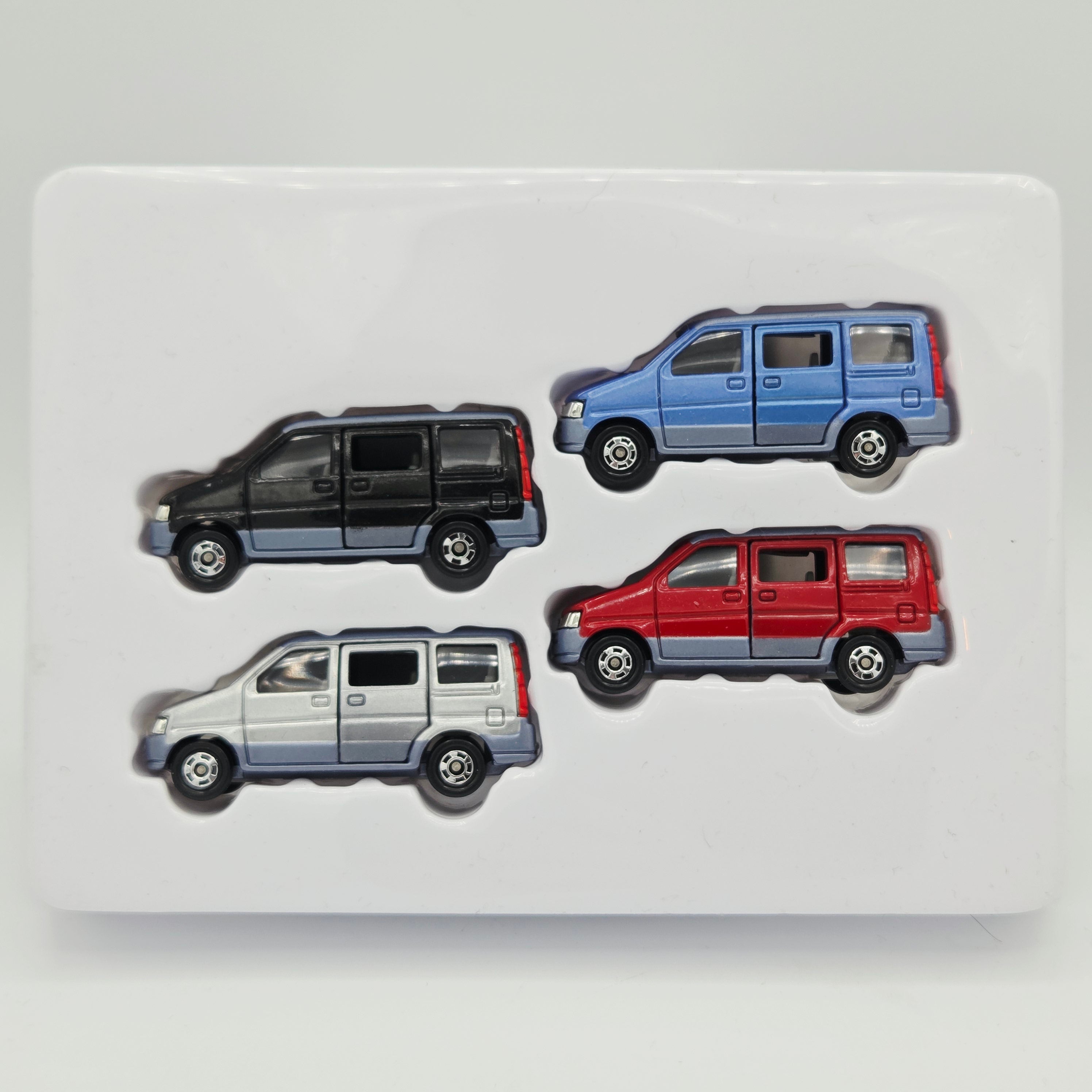 Takara Tomy - Honda Step Wagon Minivans Box Set of 4 Cars (Tomica) *OPEN BOX*