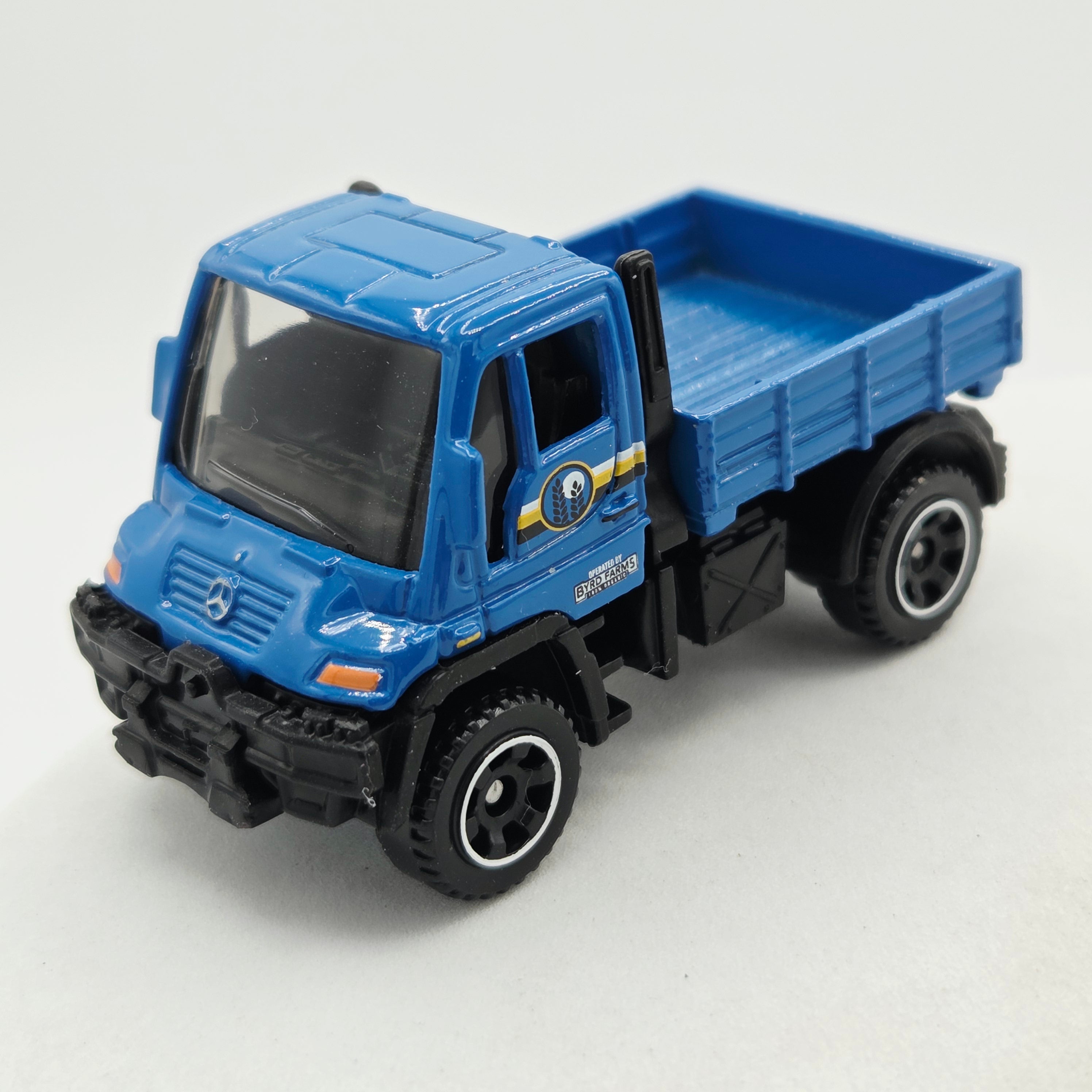 Matchbox Mercedes-Benz Unimog U300 "Byrd Farms" (2024 MBX 9 Pack - Multipack Exclusive)