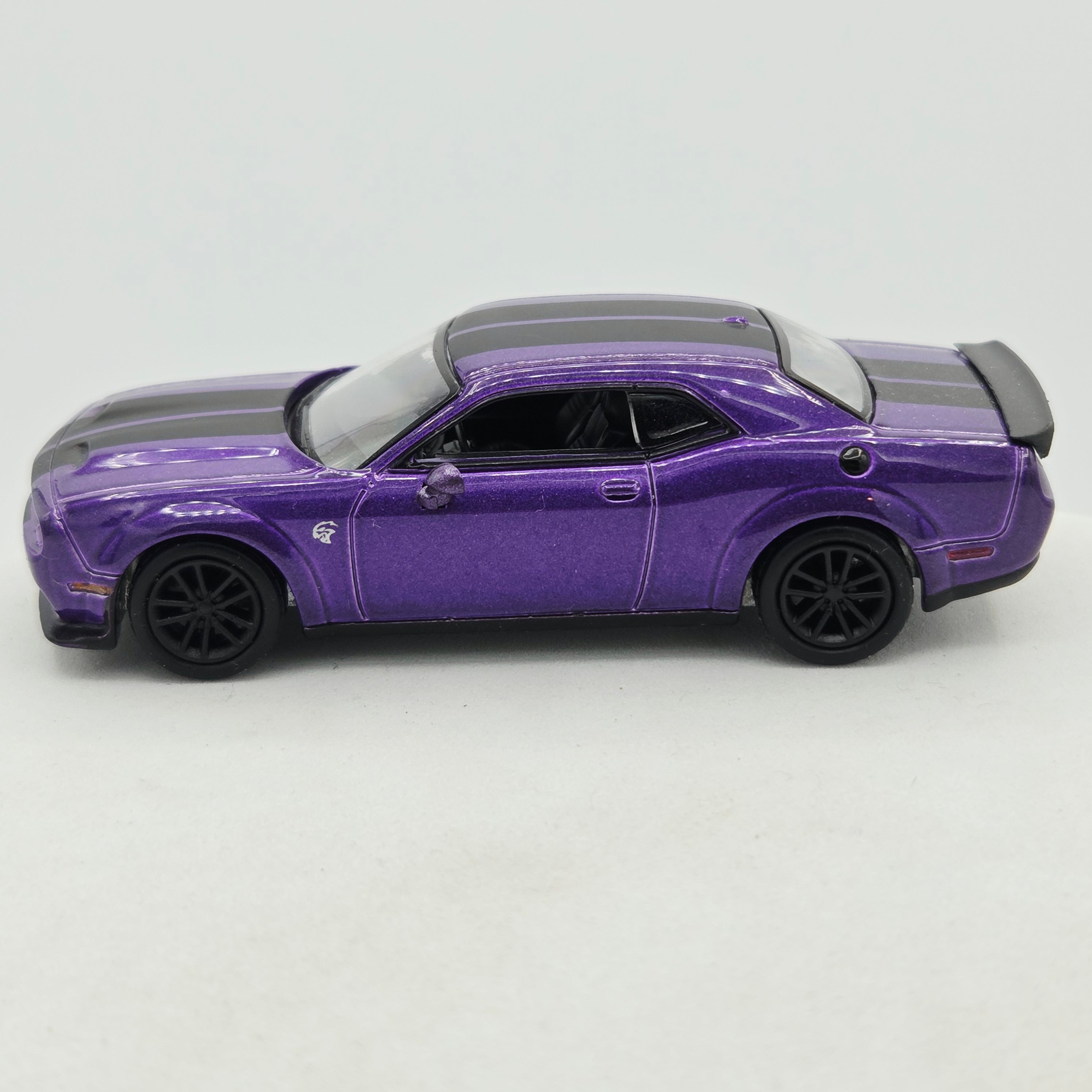GreenLight '23 Dodge Challenger SRT Hellcat - 1:64, Loose (2025 Showroom Floor Ser.7)