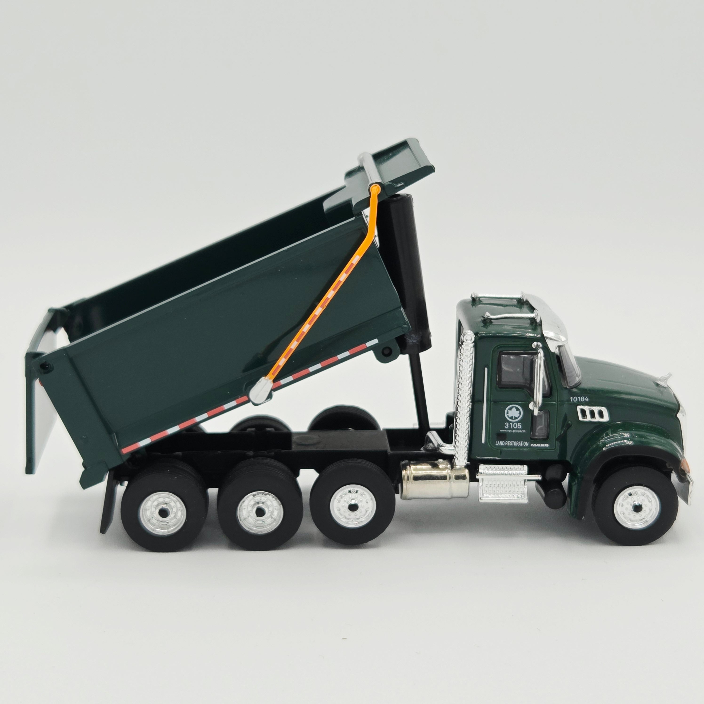 GreenLight '19 Mack Granite Dump Truck "NYC Parks & Recreation" - 1:64, Loose (2024 S.D. Trucks Ser.19)
