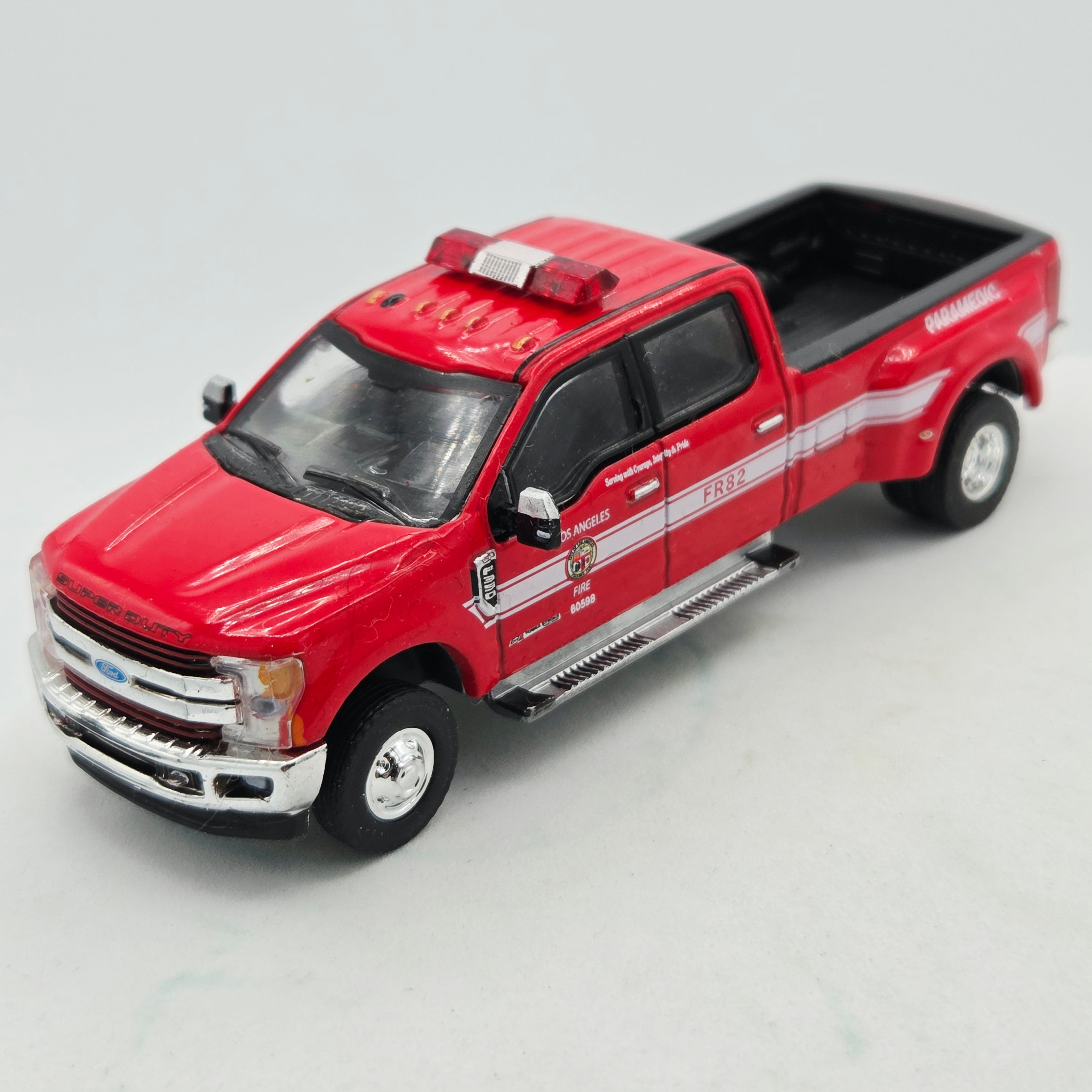 GreenLight '18 Ford F-350 Dually "Los Angeles Fire" LAFD - 1:64, Loose (2026 Fire Rescue Series 5)