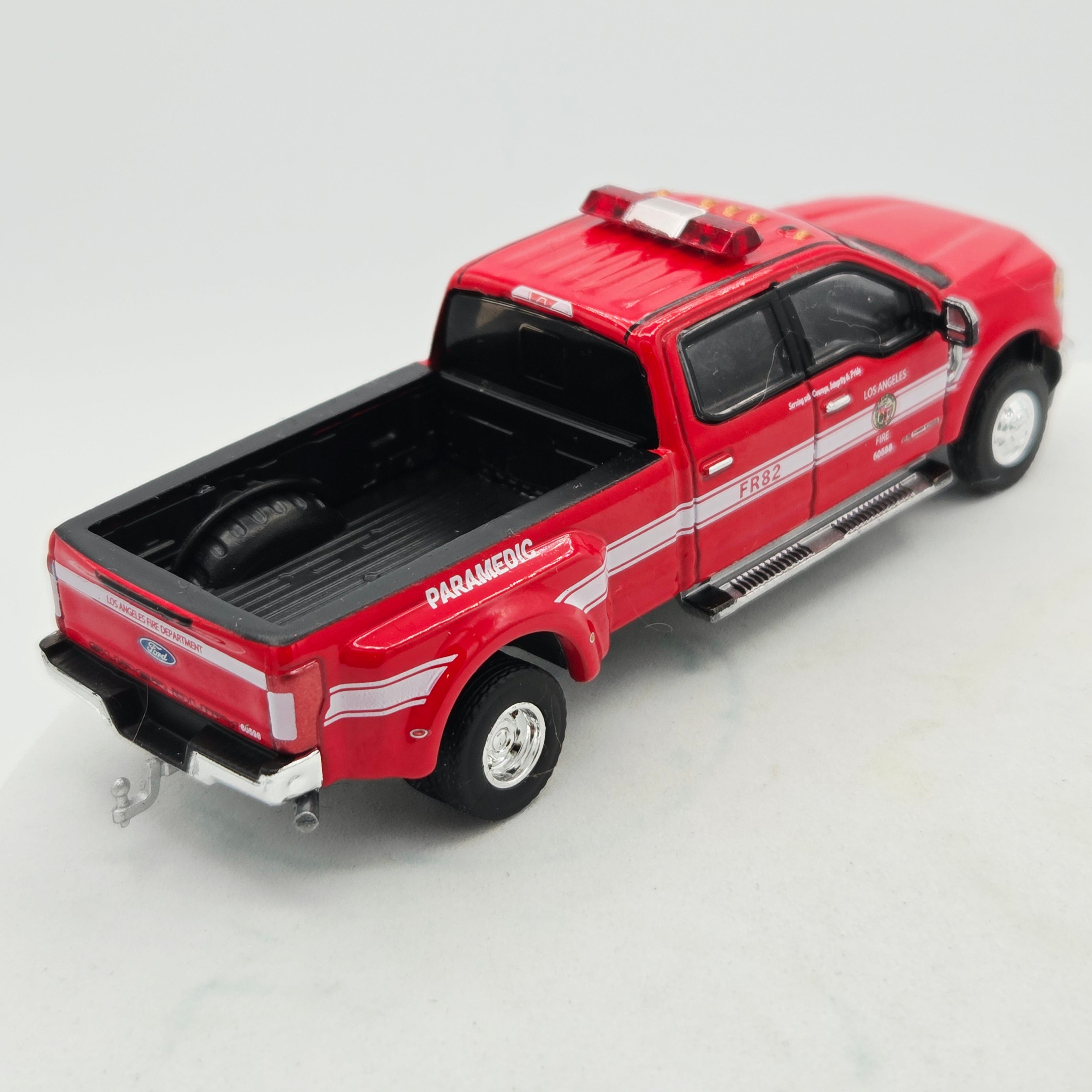 GreenLight '18 Ford F-350 Dually "Los Angeles Fire" LAFD - 1:64, Loose (2026 Fire Rescue Series 5)