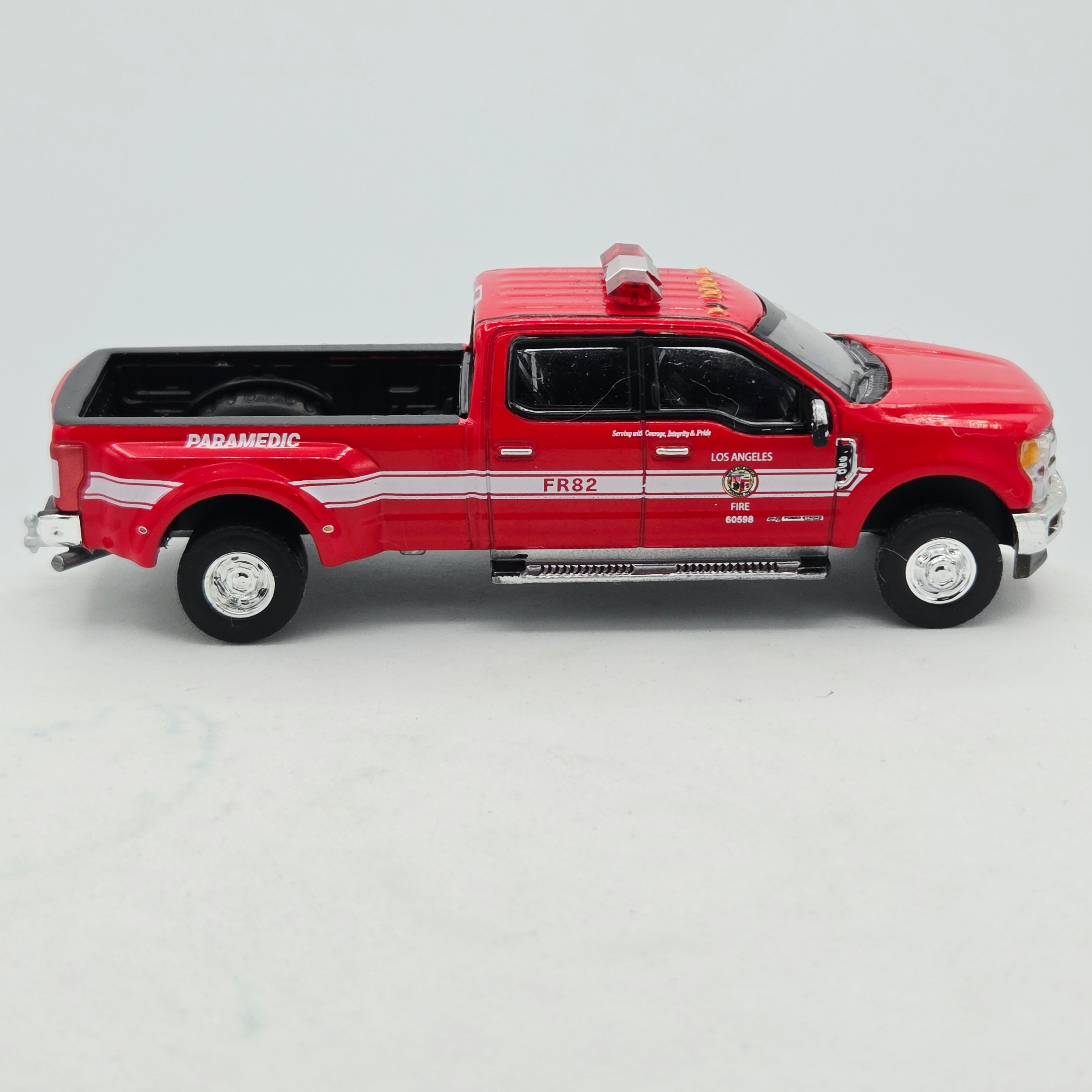 GreenLight '18 Ford F-350 Dually "Los Angeles Fire" LAFD - 1:64, Loose (2026 Fire Rescue Series 5)